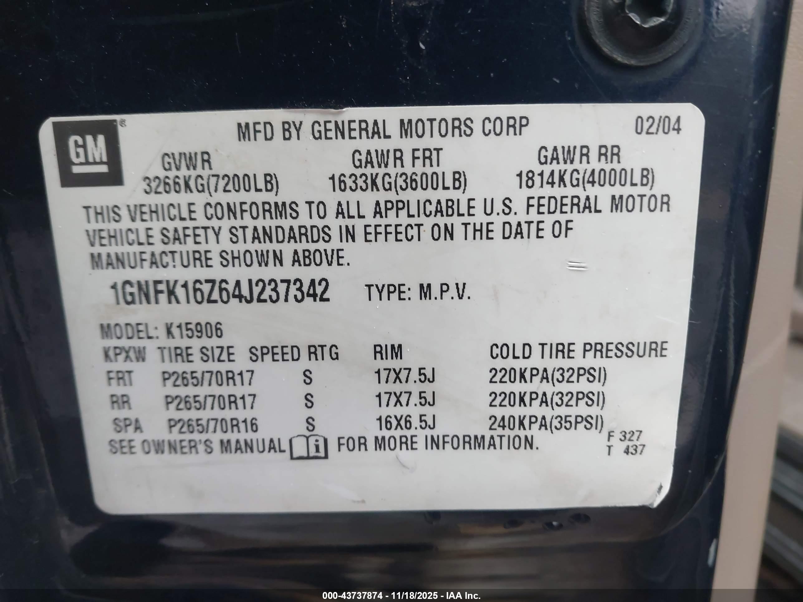CHEVROLET SUBURBAN image 9
