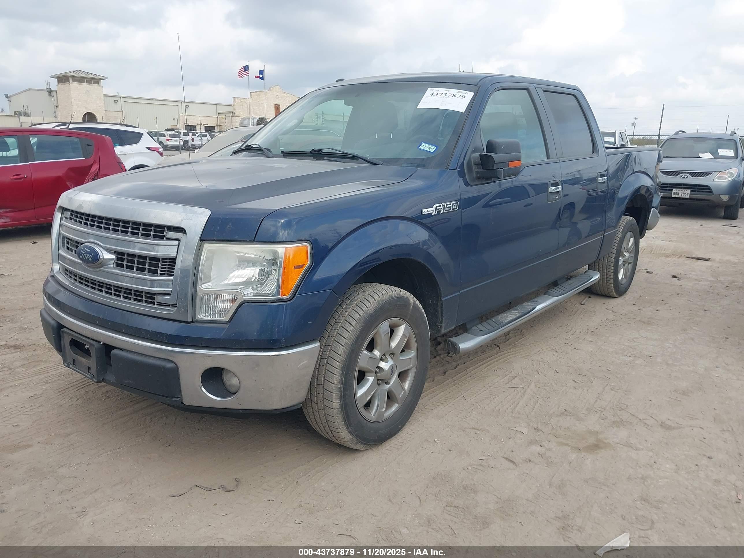 FORD F-150 image 2