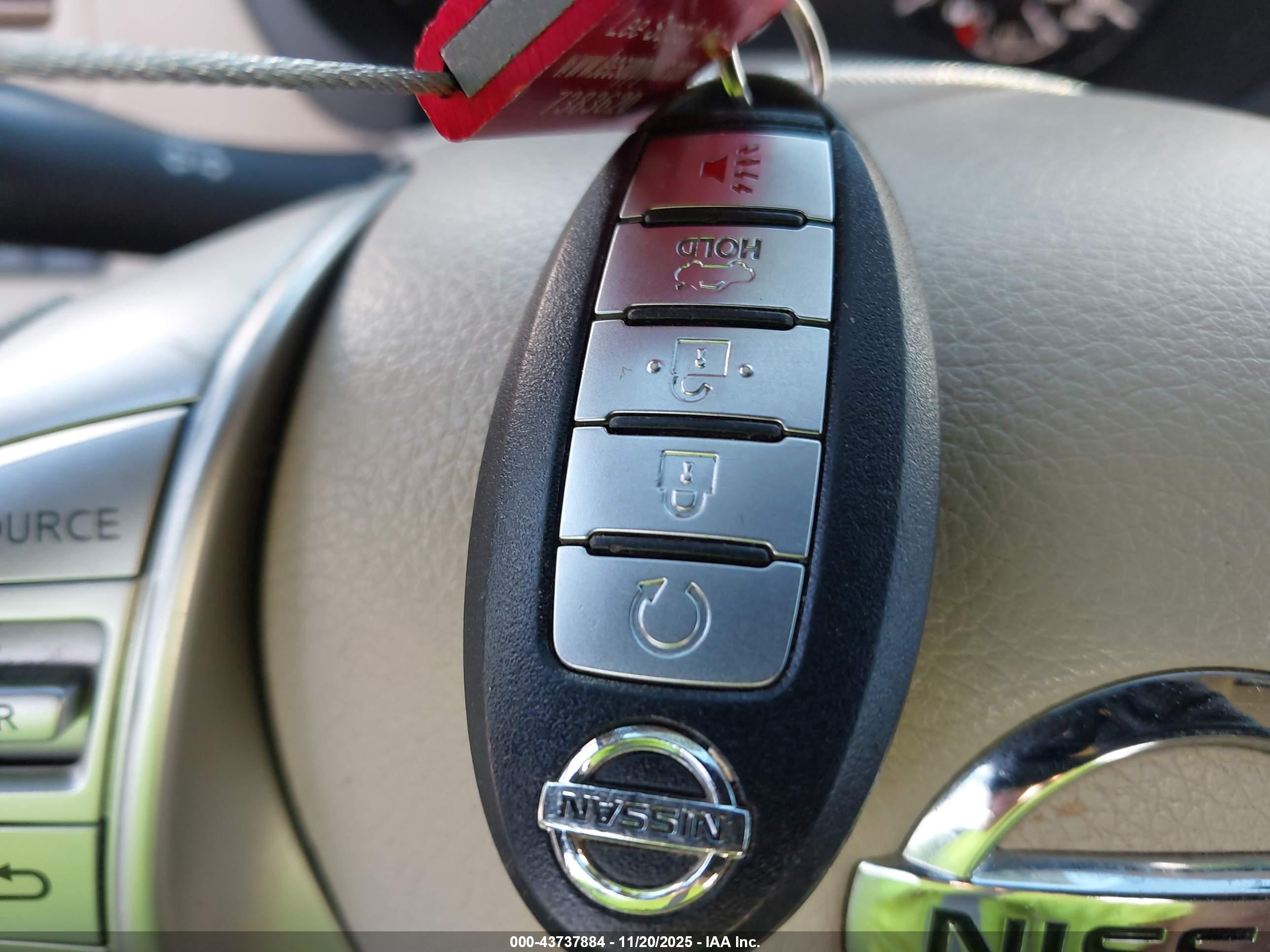 NISSAN ALTIMA image 11