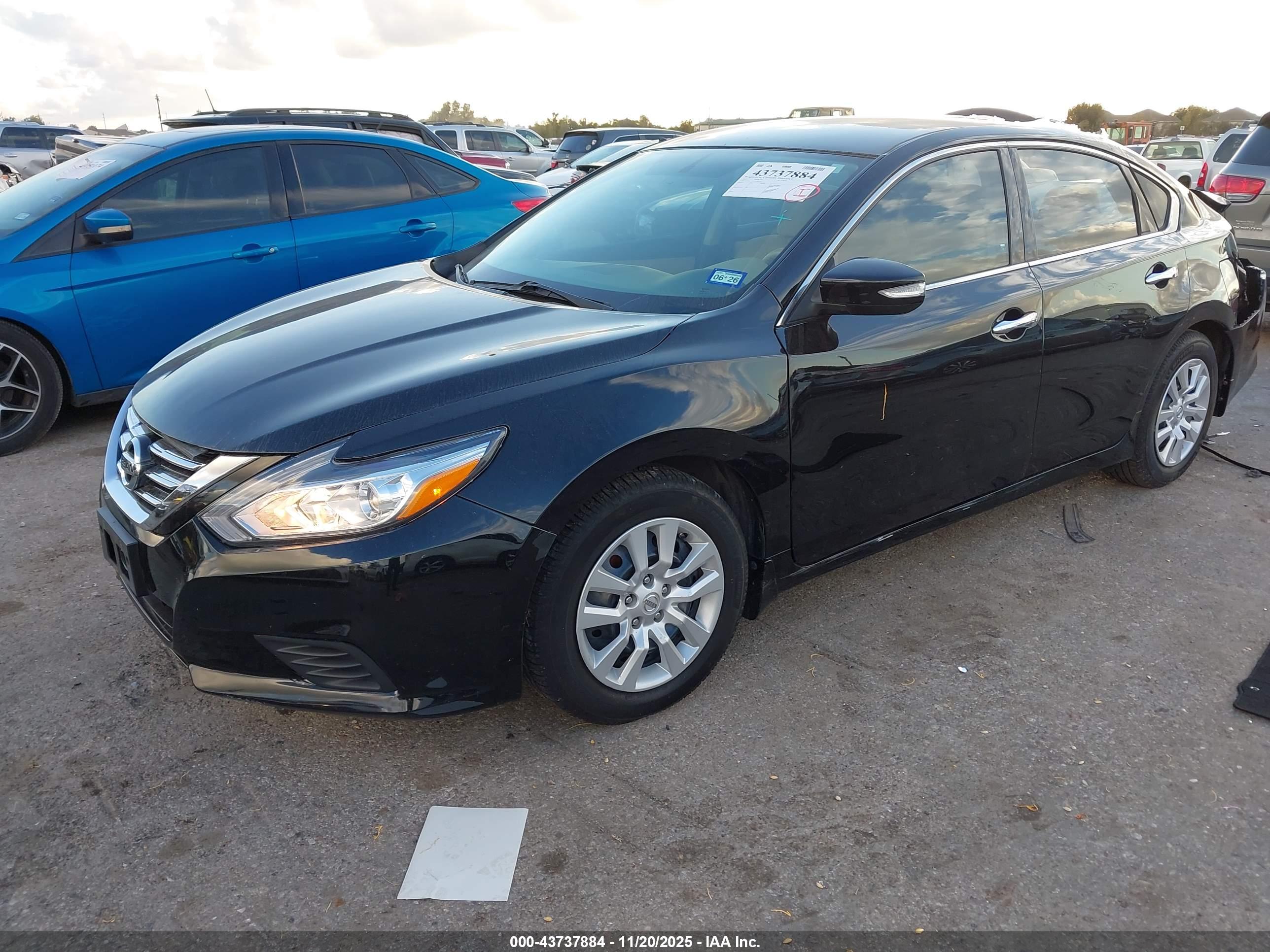NISSAN ALTIMA image 2