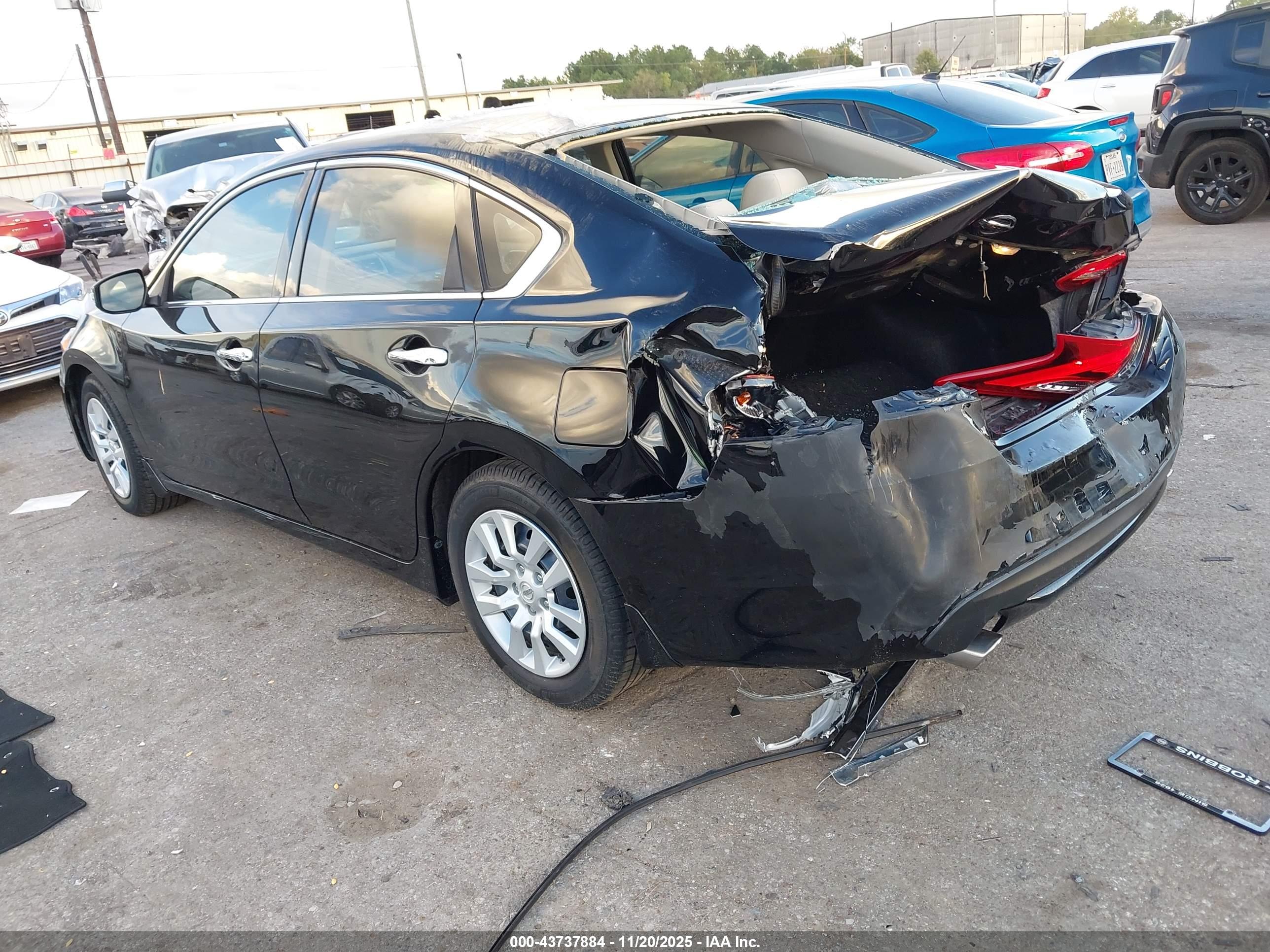NISSAN ALTIMA image 3