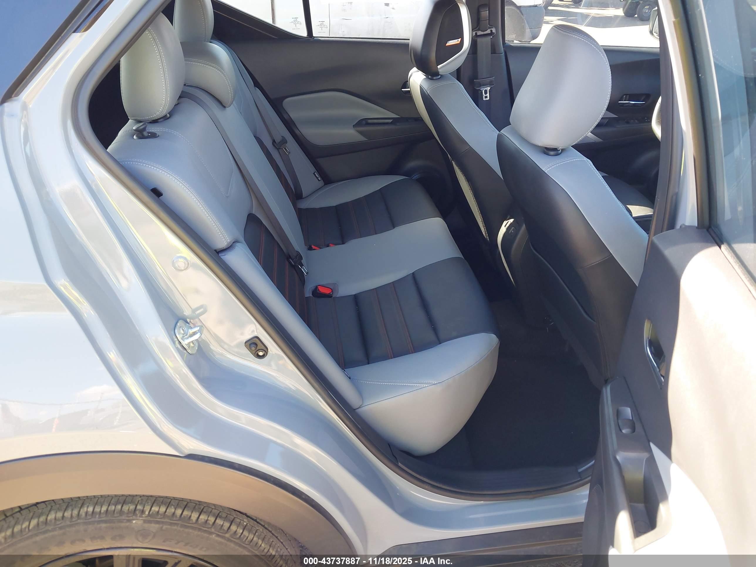 NISSAN KICKS image 8