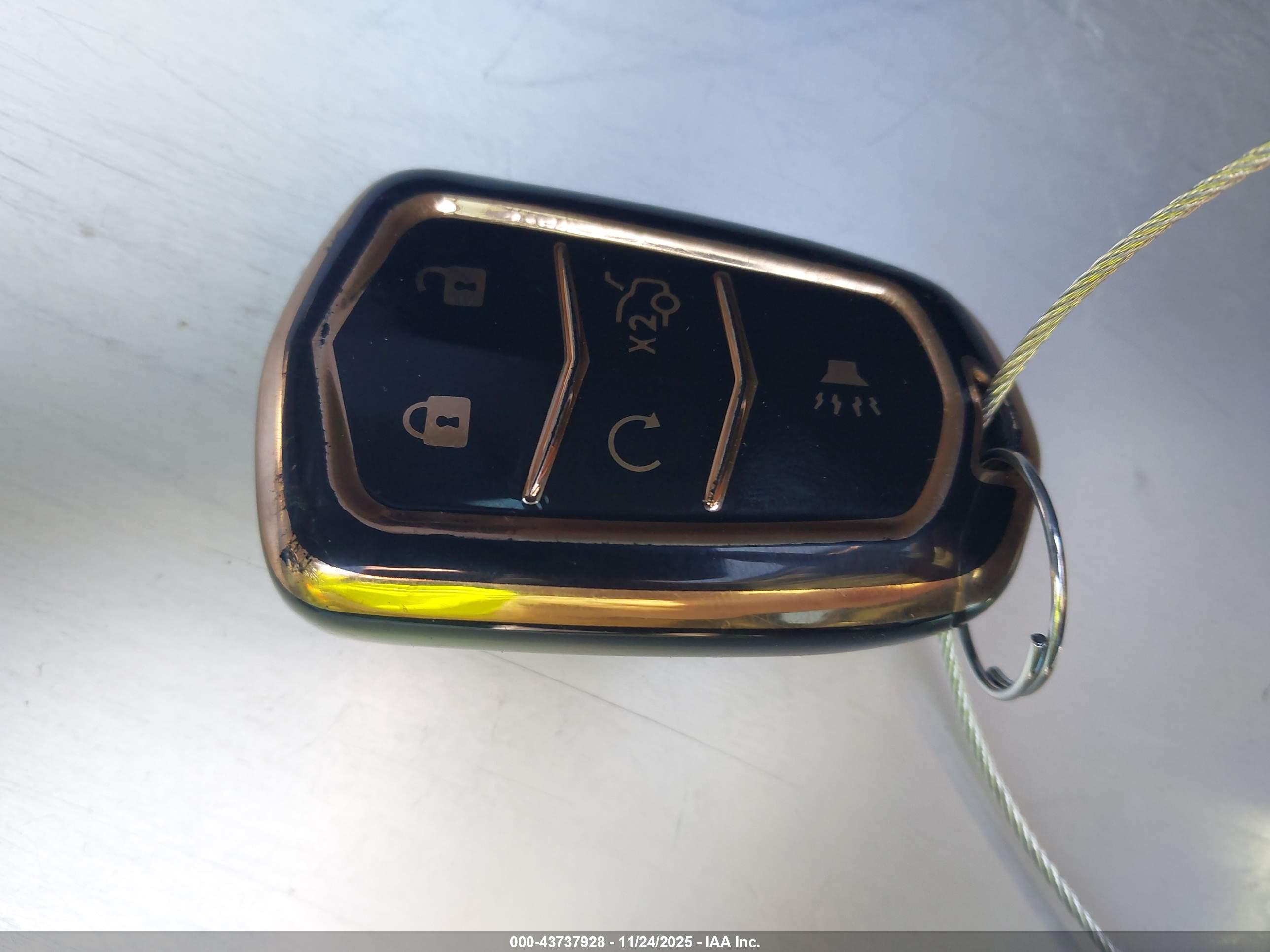 CADILLAC XT5 image 11