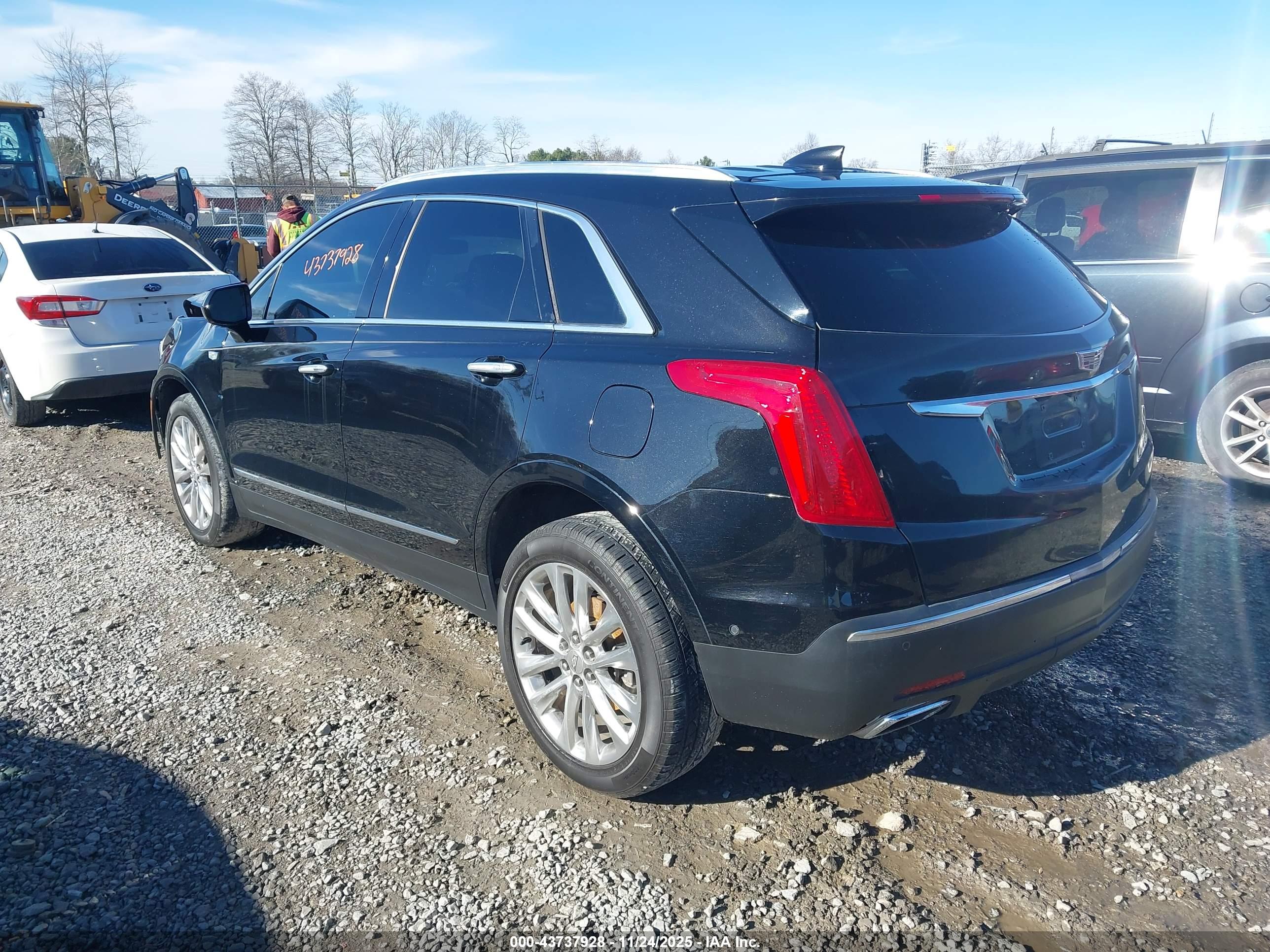 CADILLAC XT5 image 3