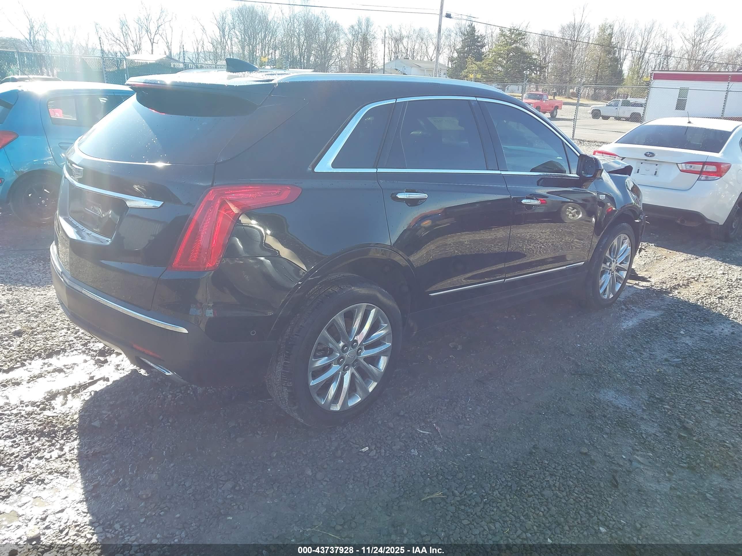 CADILLAC XT5 image 4