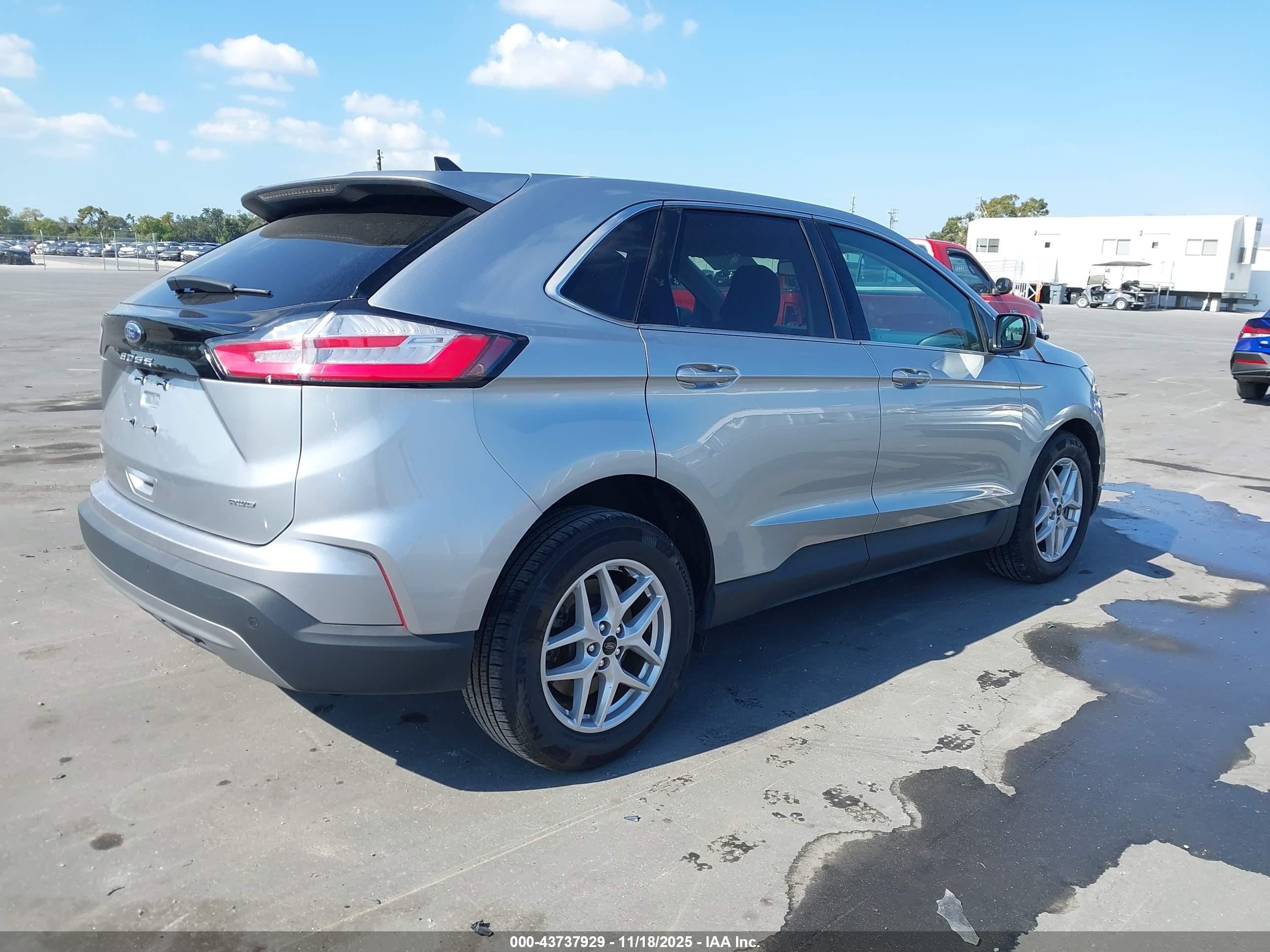 FORD EDGE image 4
