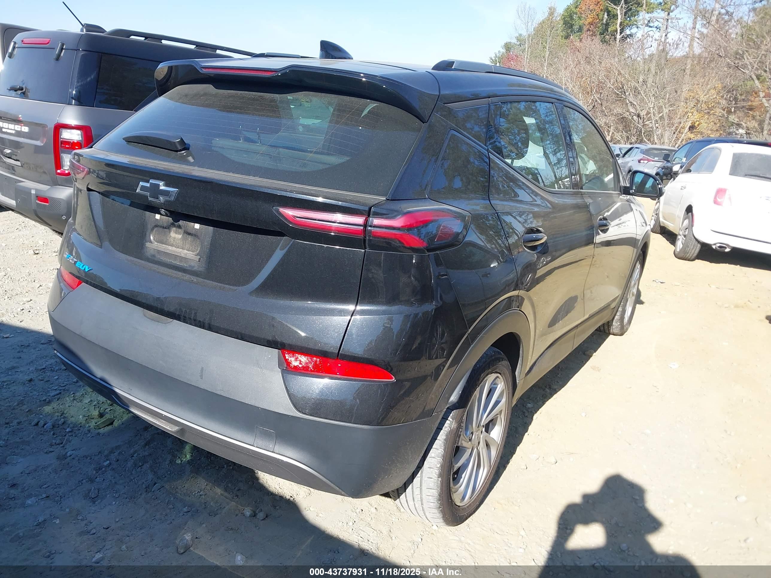 CHEVROLET BOLT image 4