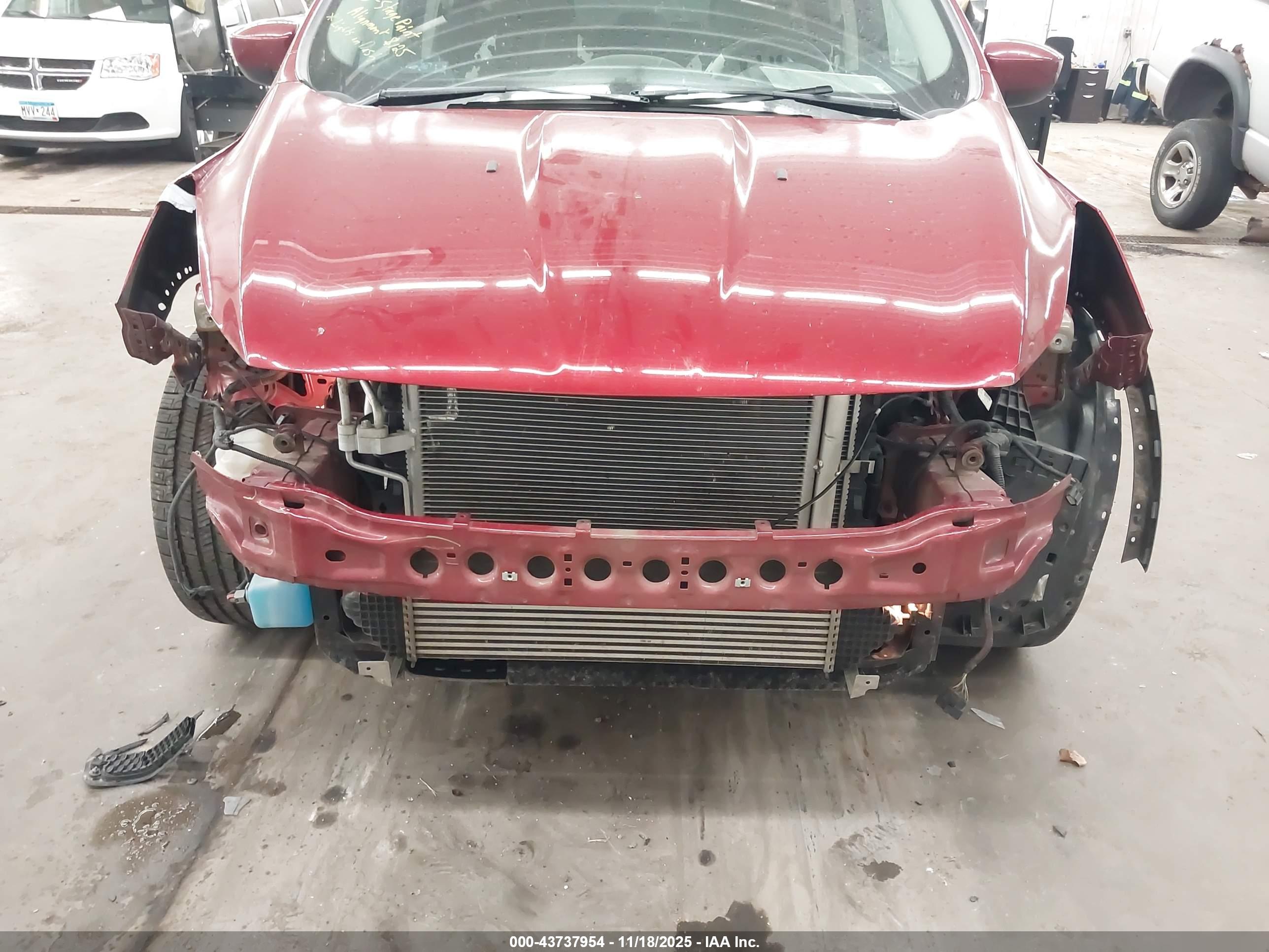 FORD ESCAPE image 6
