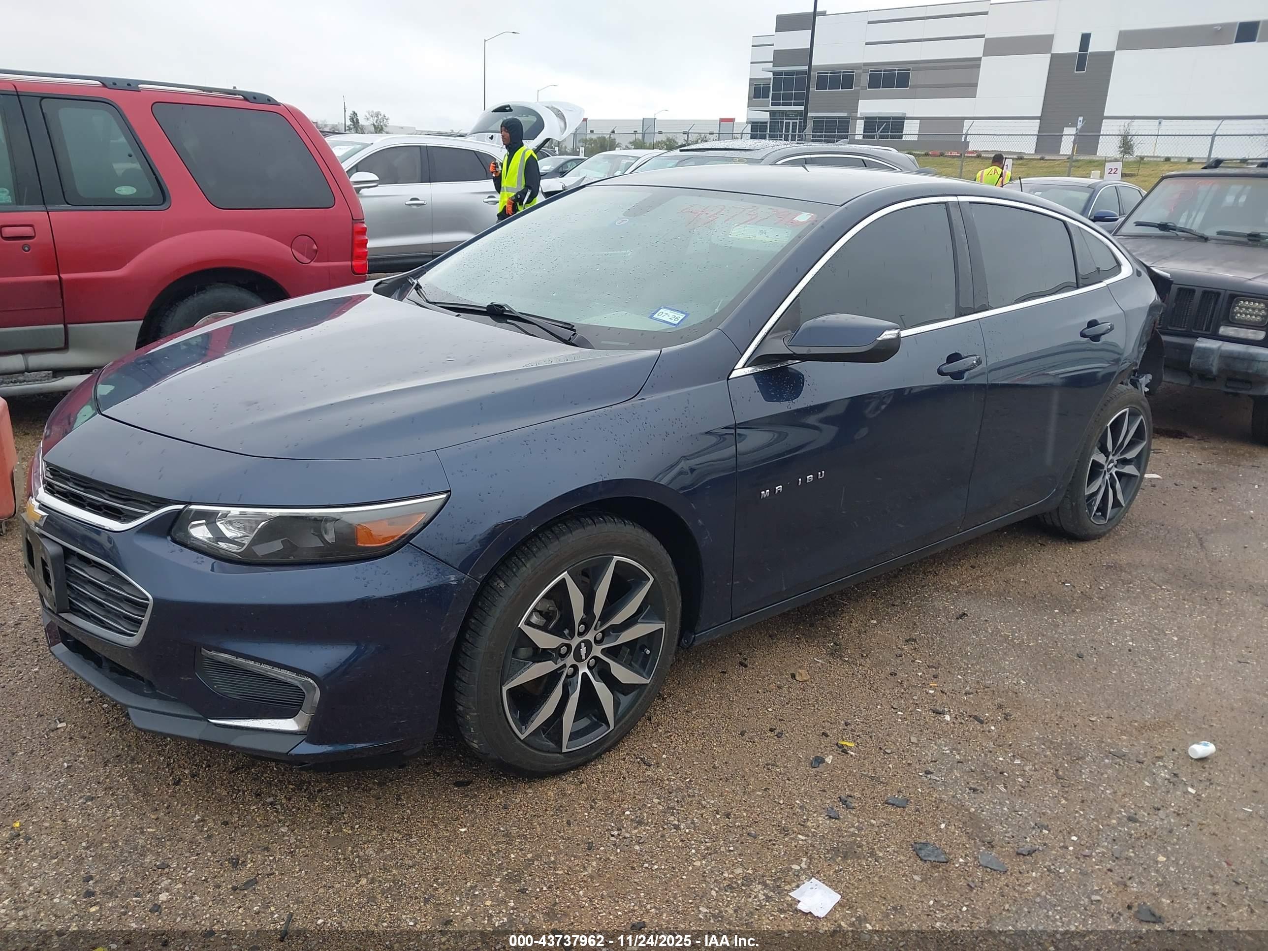 CHEVROLET MALIBU image 2