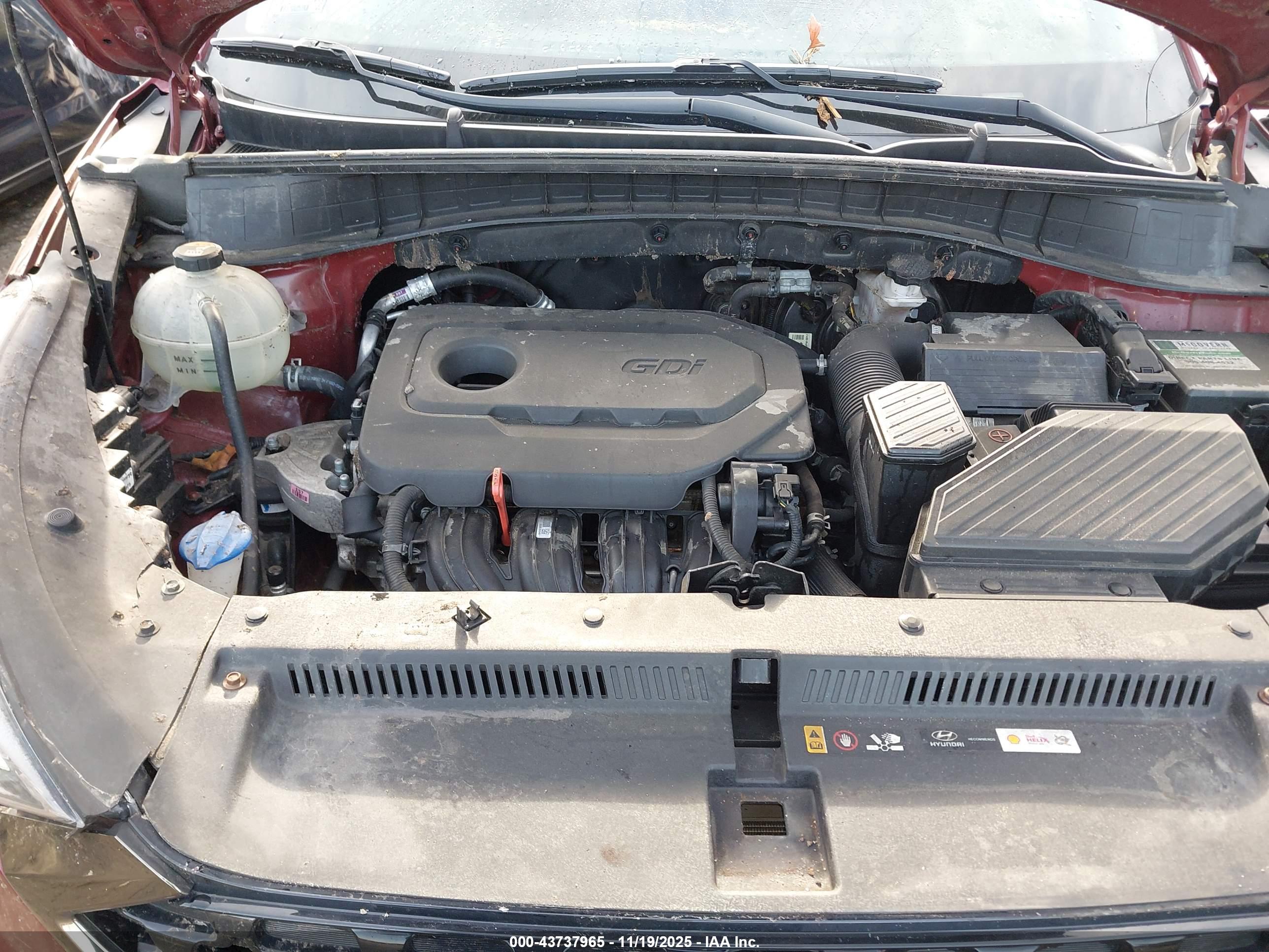 HYUNDAI TUCSON image 10
