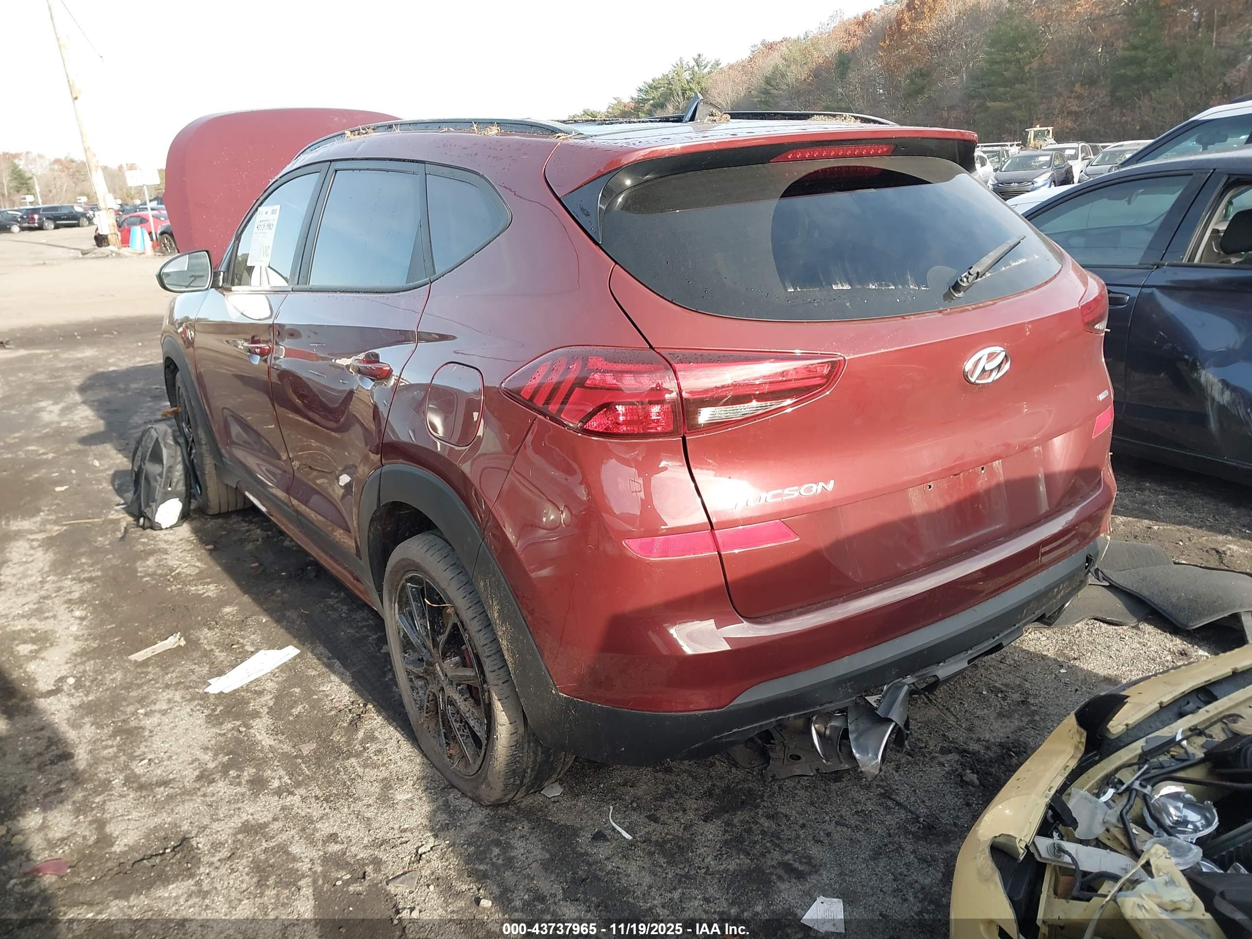 HYUNDAI TUCSON image 3