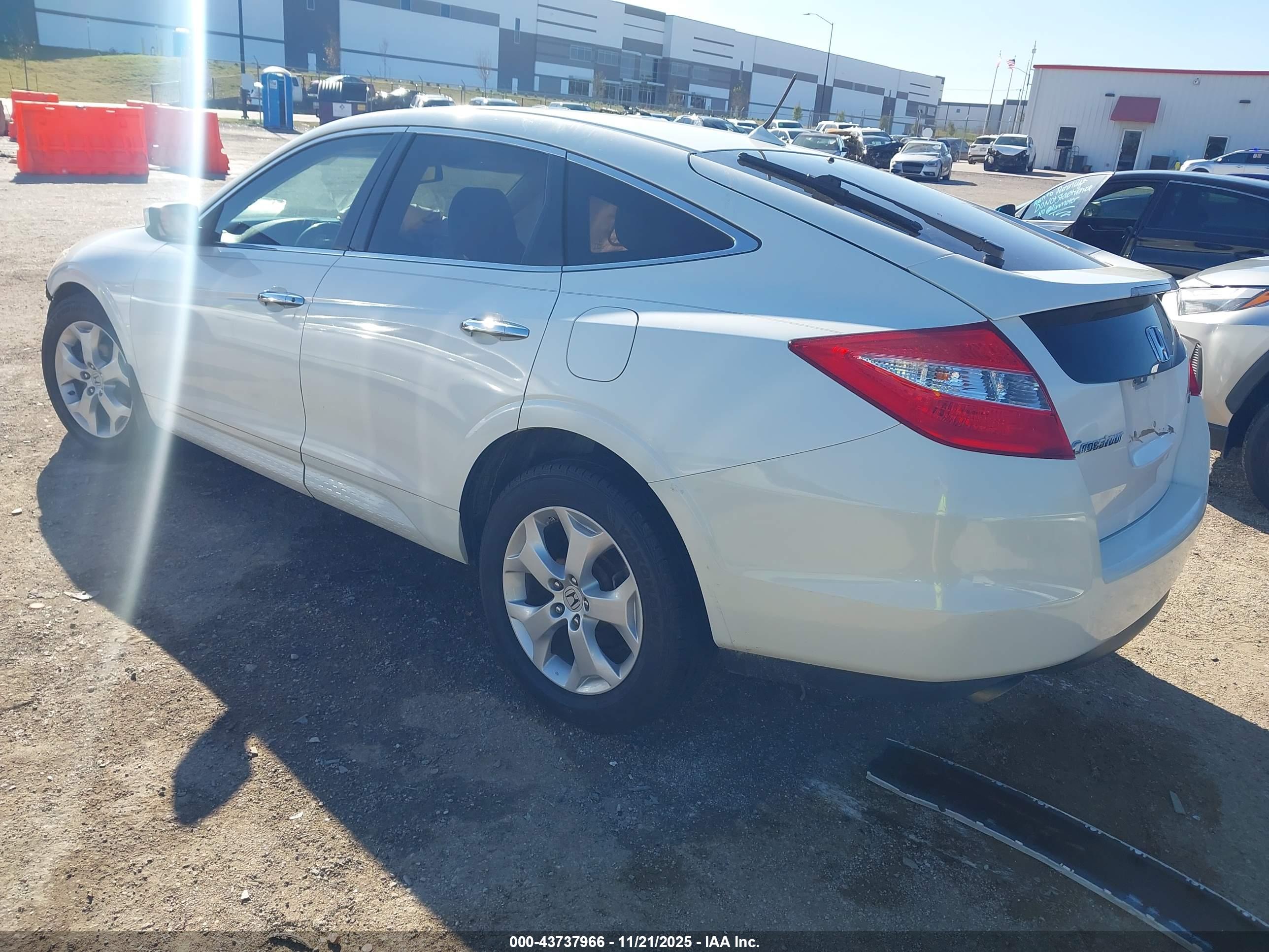 HONDA CROSSTOUR image 3