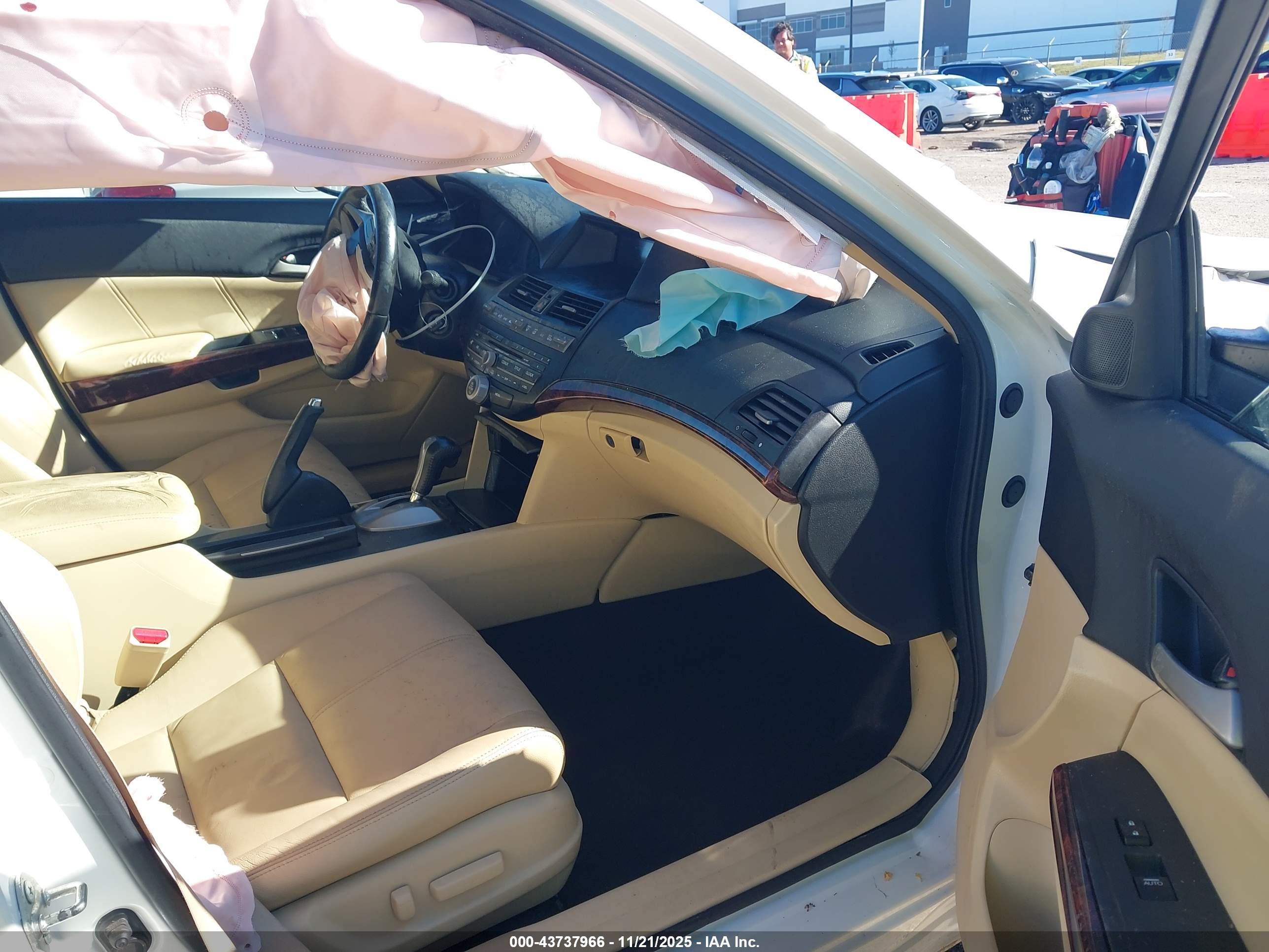 HONDA CROSSTOUR image 5
