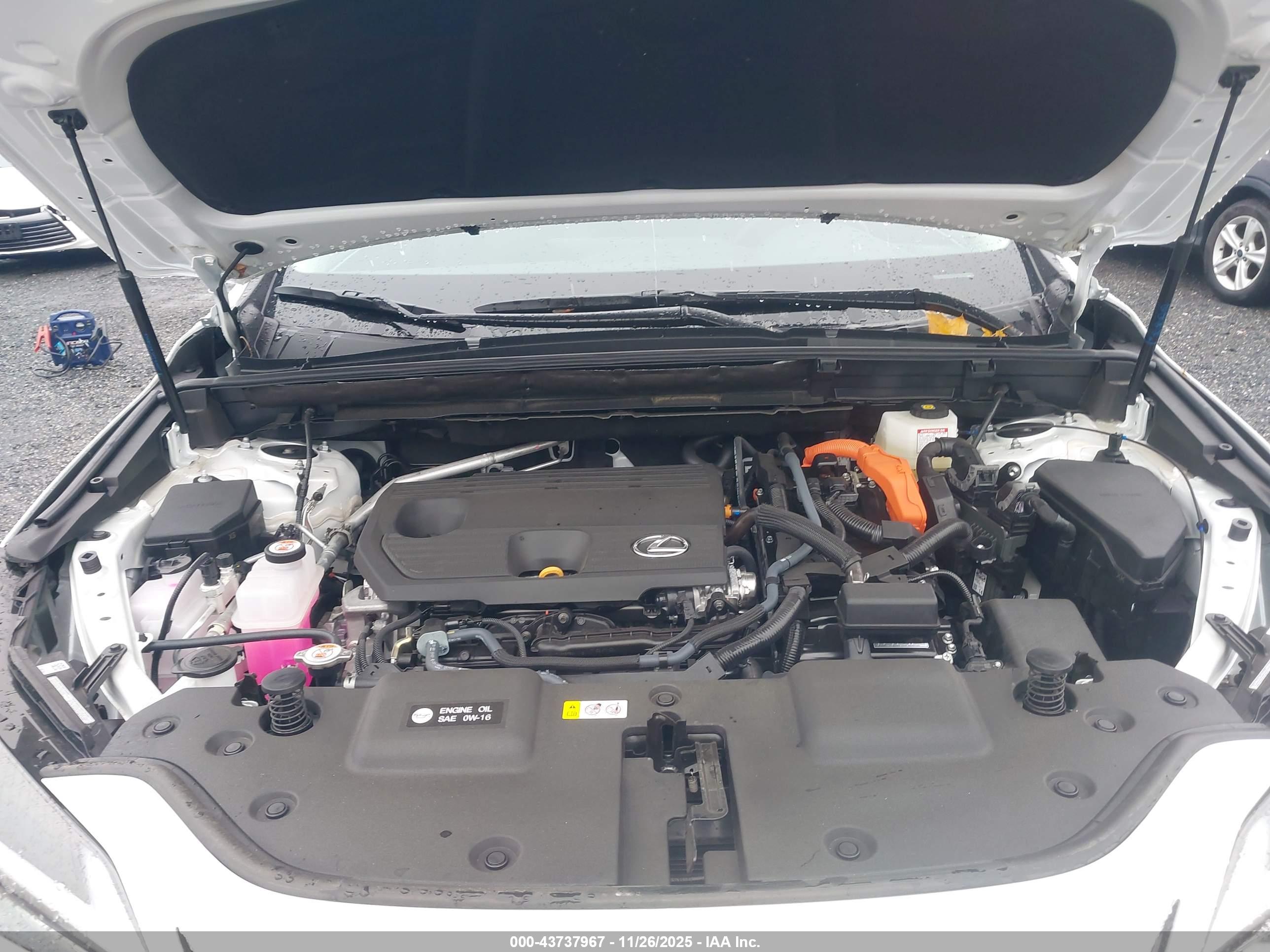 LEXUS NX image 10