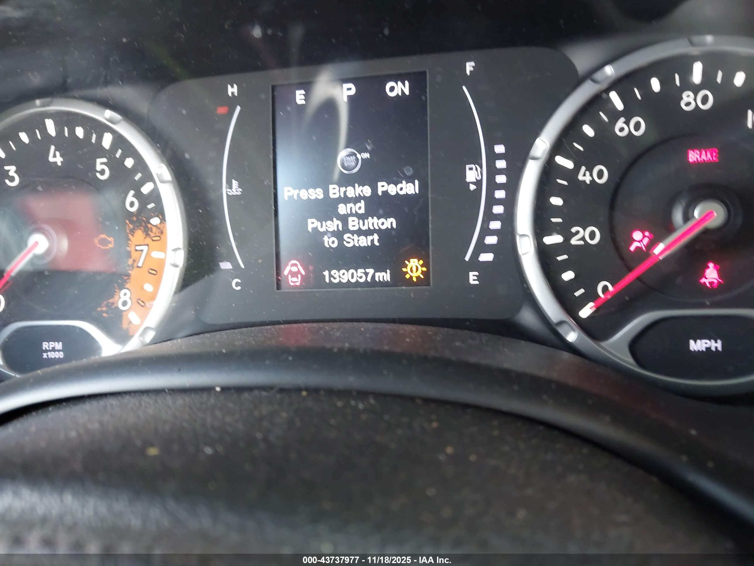 JEEP RENEGADE image 7