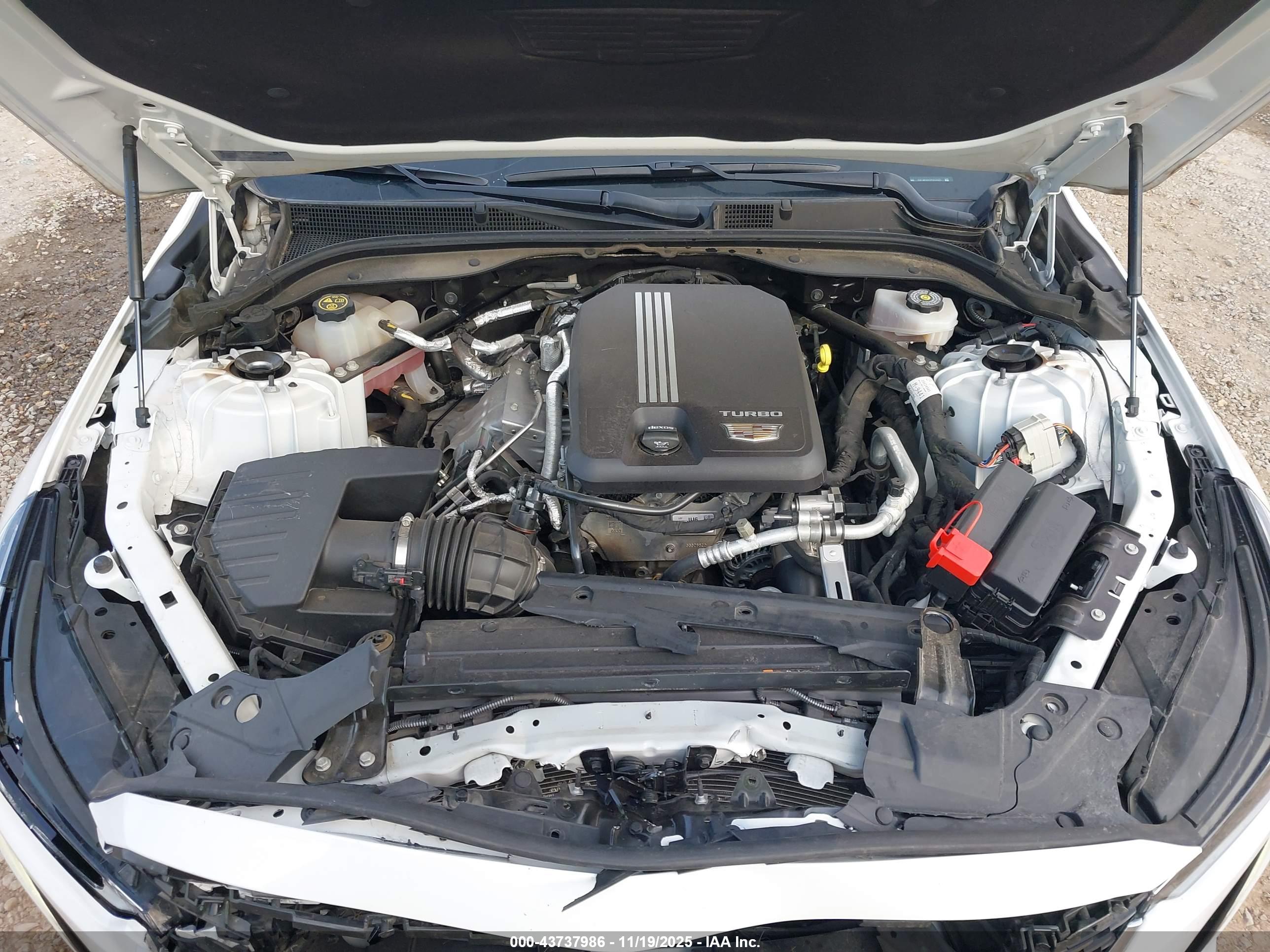 CADILLAC CT5 image 10