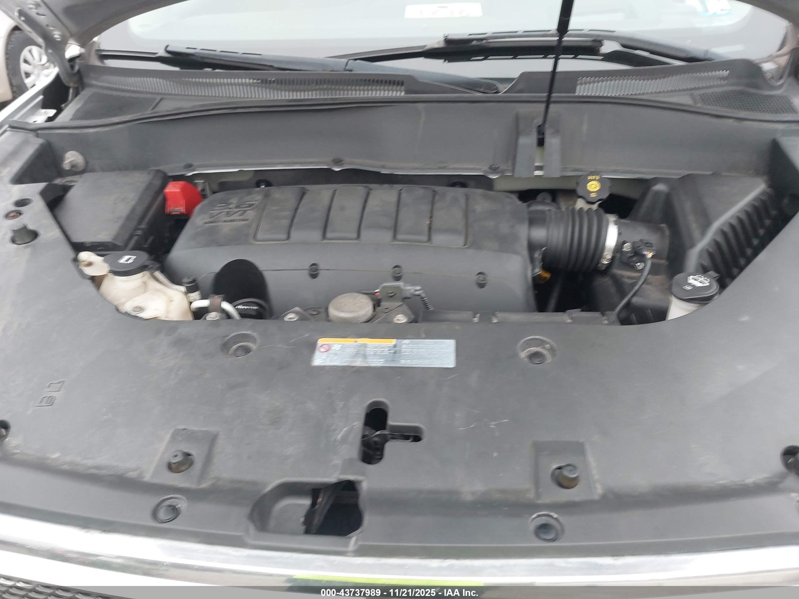 GMC ACADIA image 10