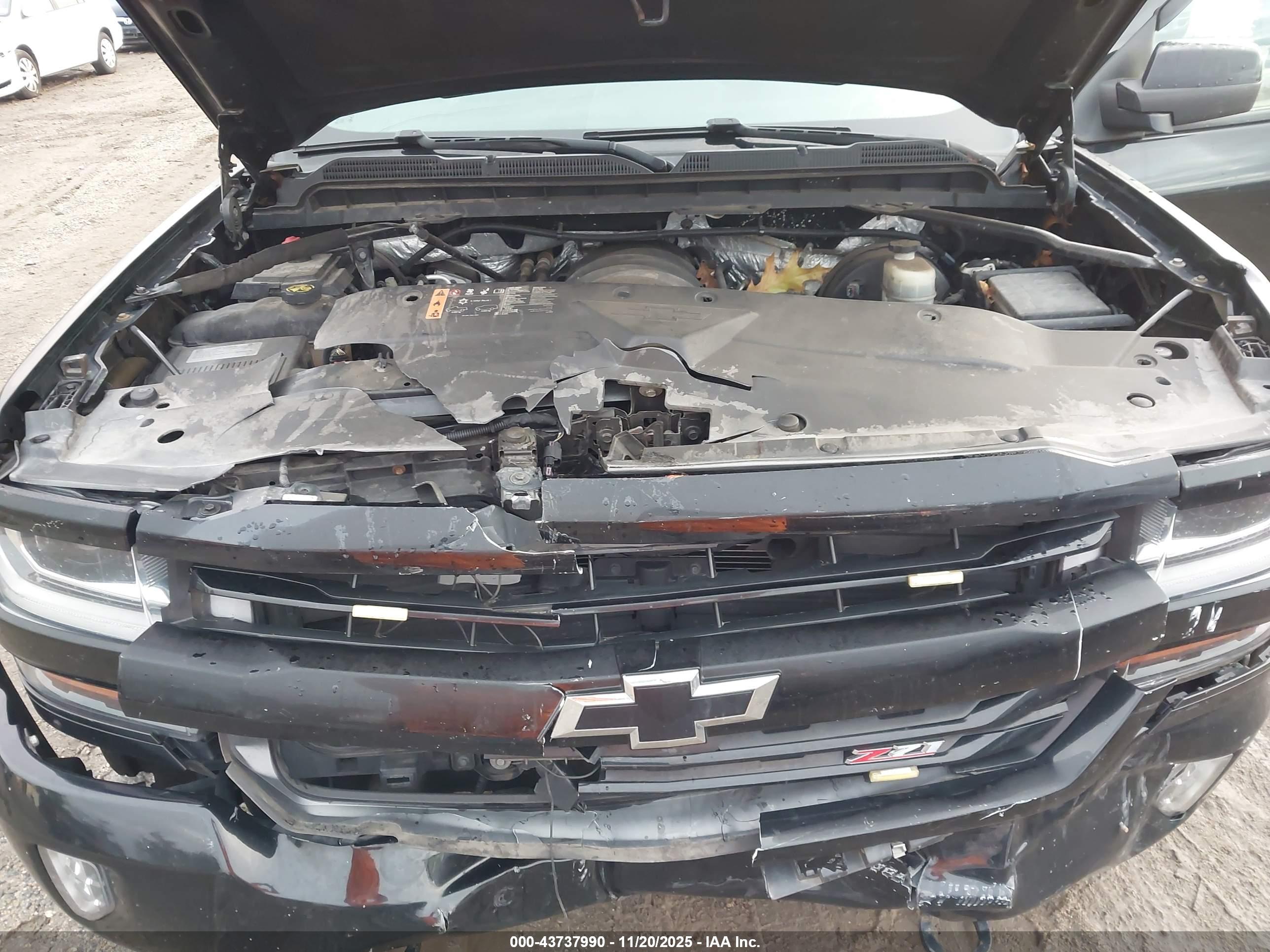 CHEVROLET SILVERADO image 10
