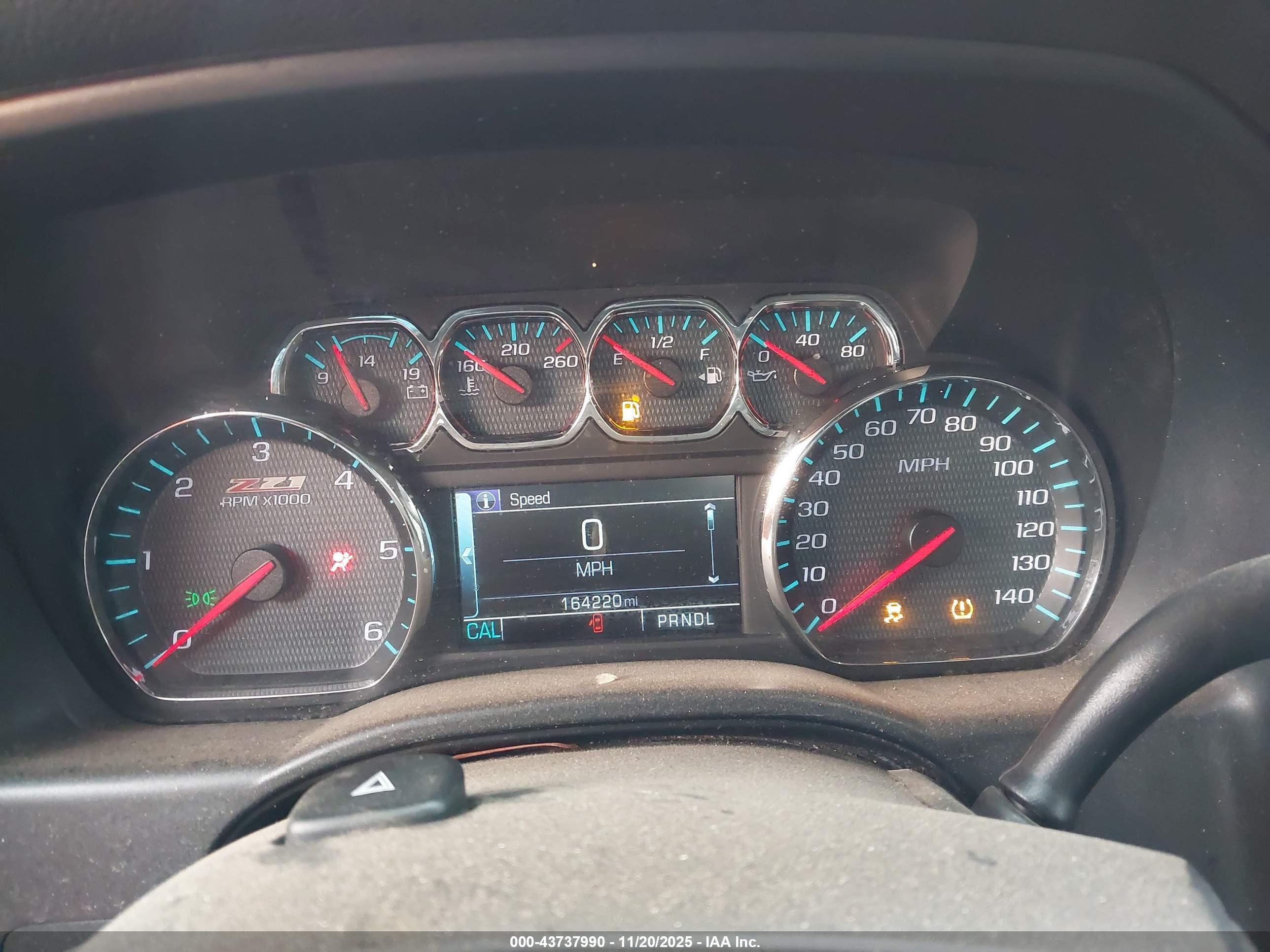 CHEVROLET SILVERADO image 7