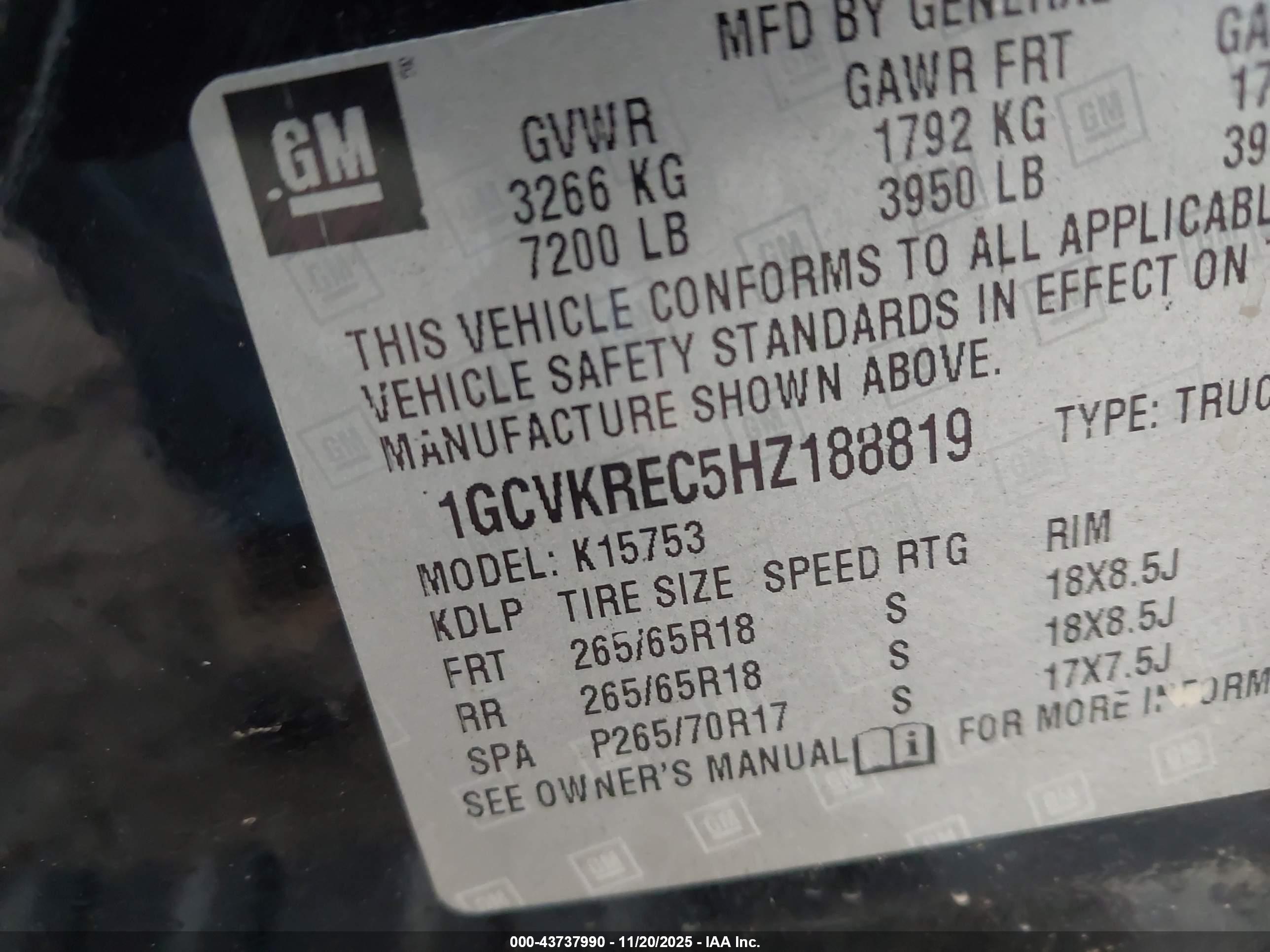 CHEVROLET SILVERADO image 9