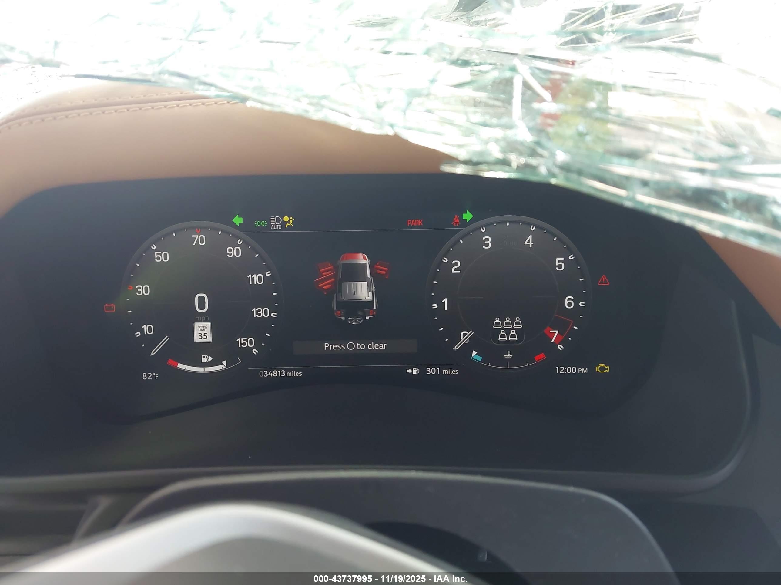 LAND ROVER image 7