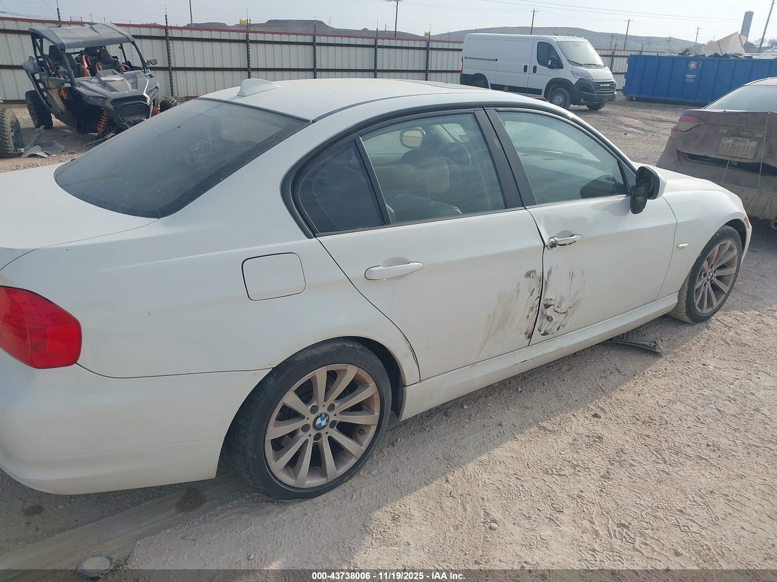 BMW 328I image 6
