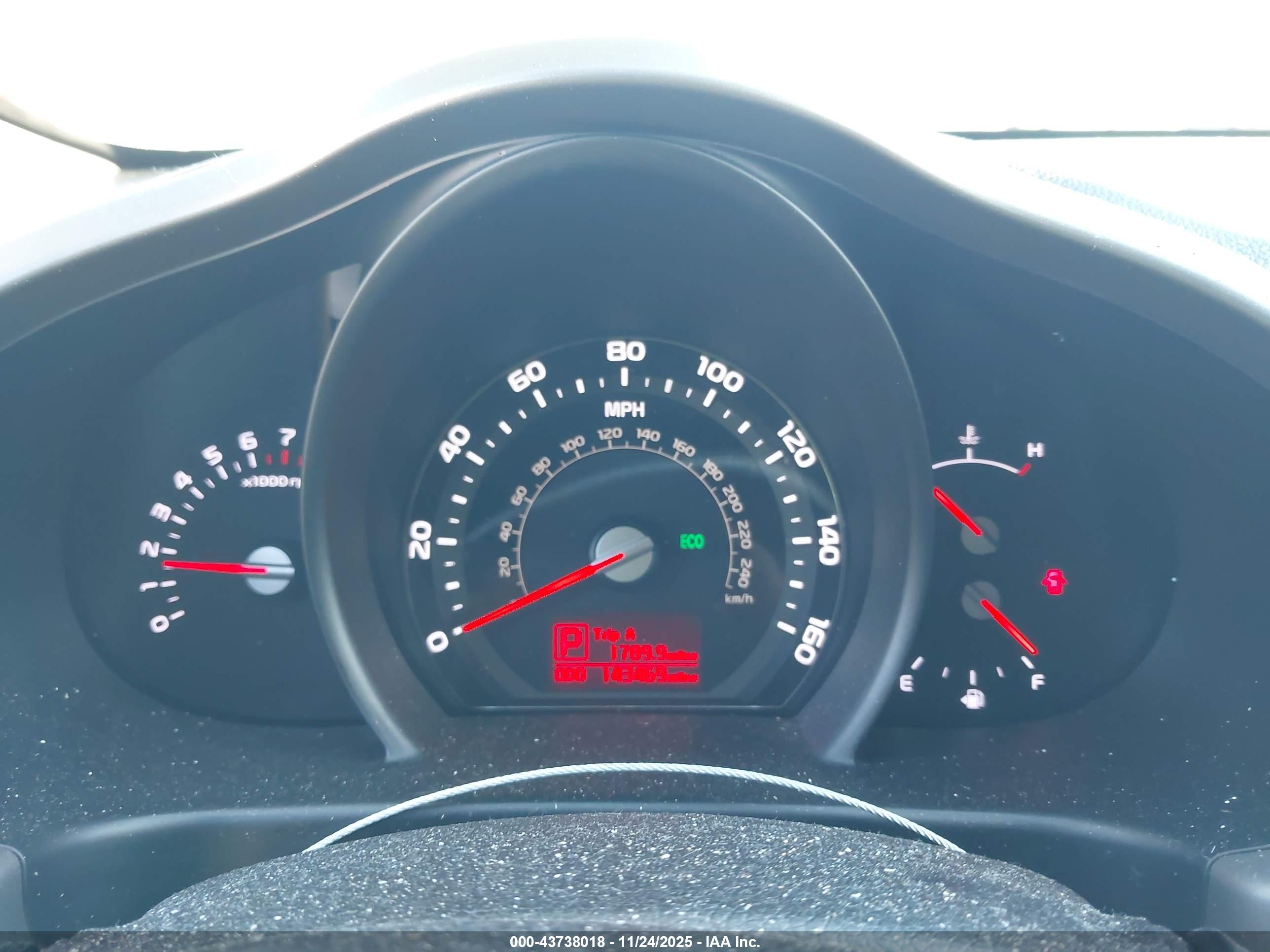 KIA SPORTAGE image 7