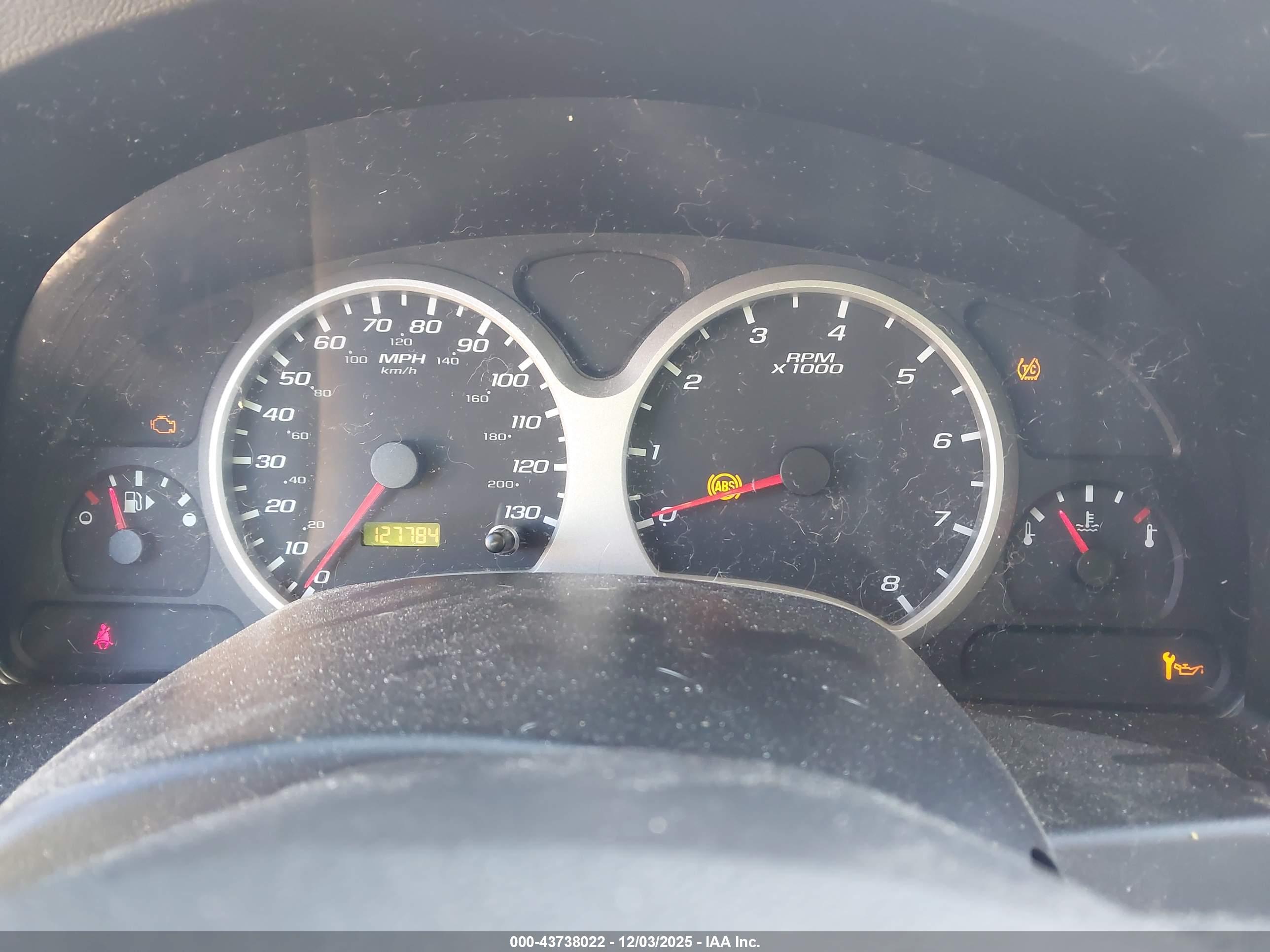 CHEVROLET EQUINOX image 7