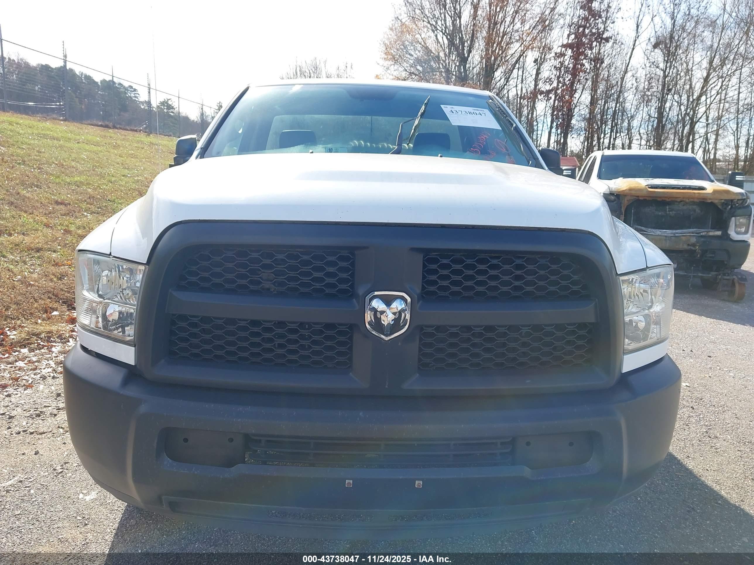 RAM 2500 image 6