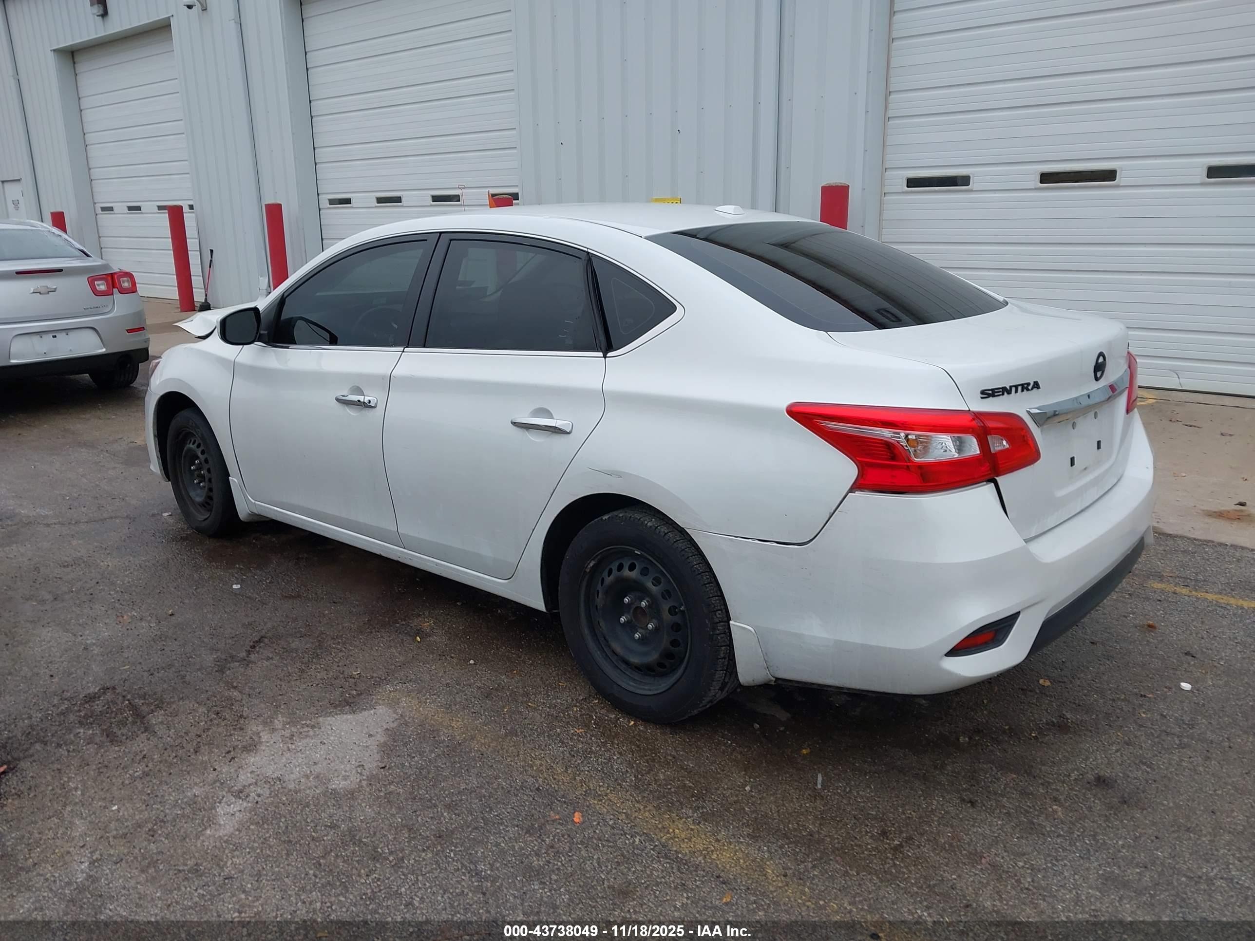 NISSAN SENTRA image 3