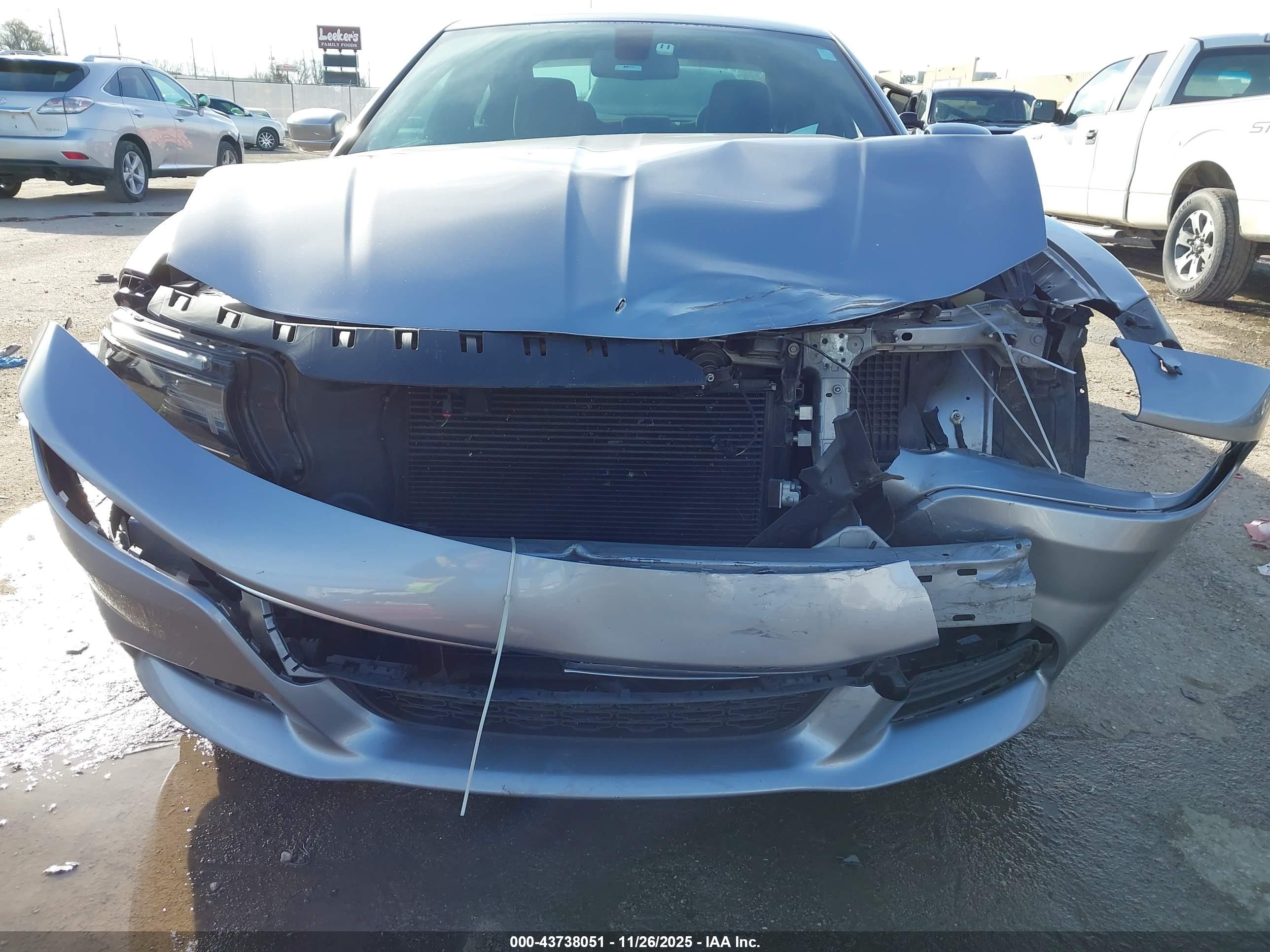 DODGE CHARGER image 6