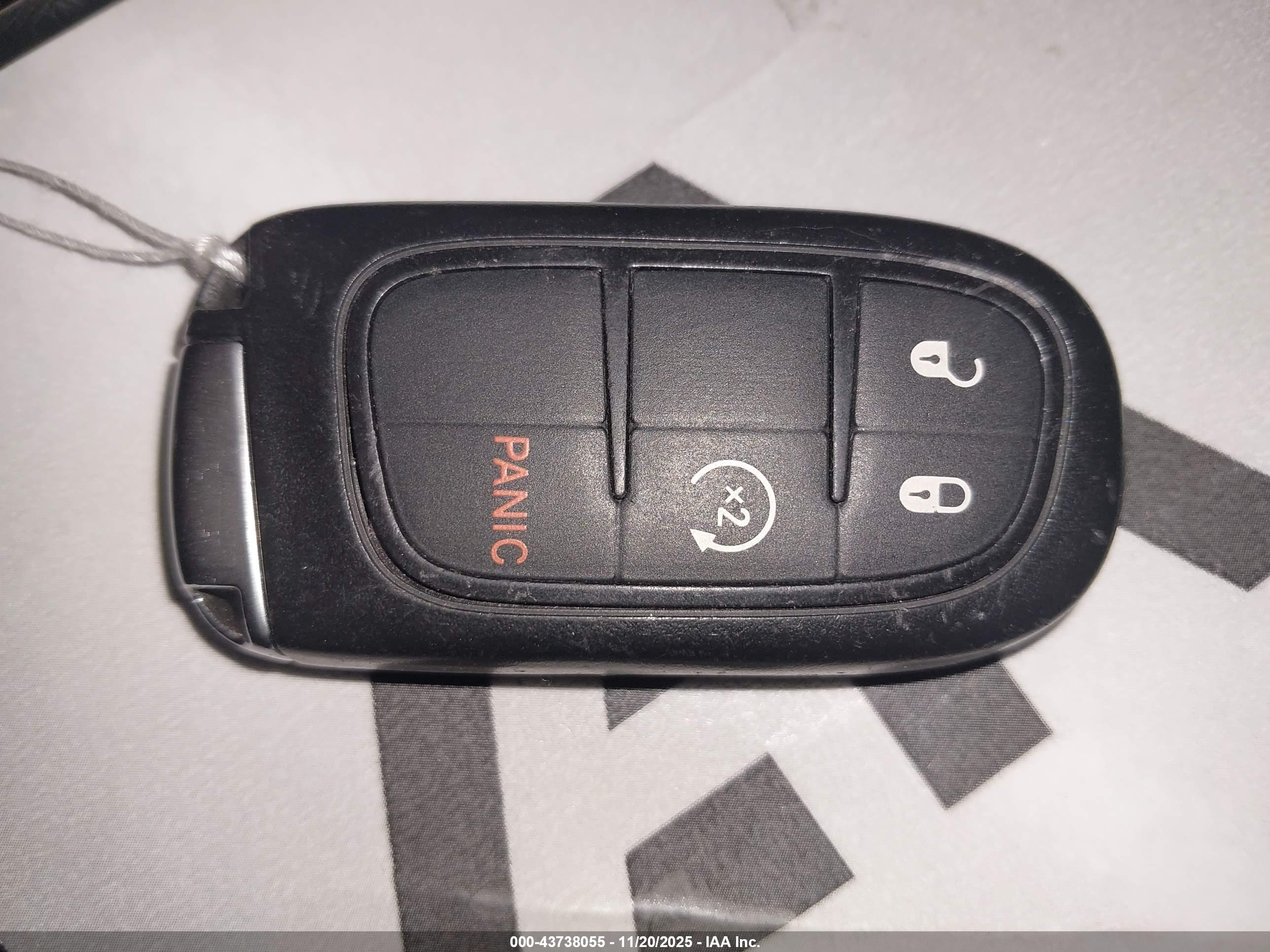 JEEP CHEROKEE image 11