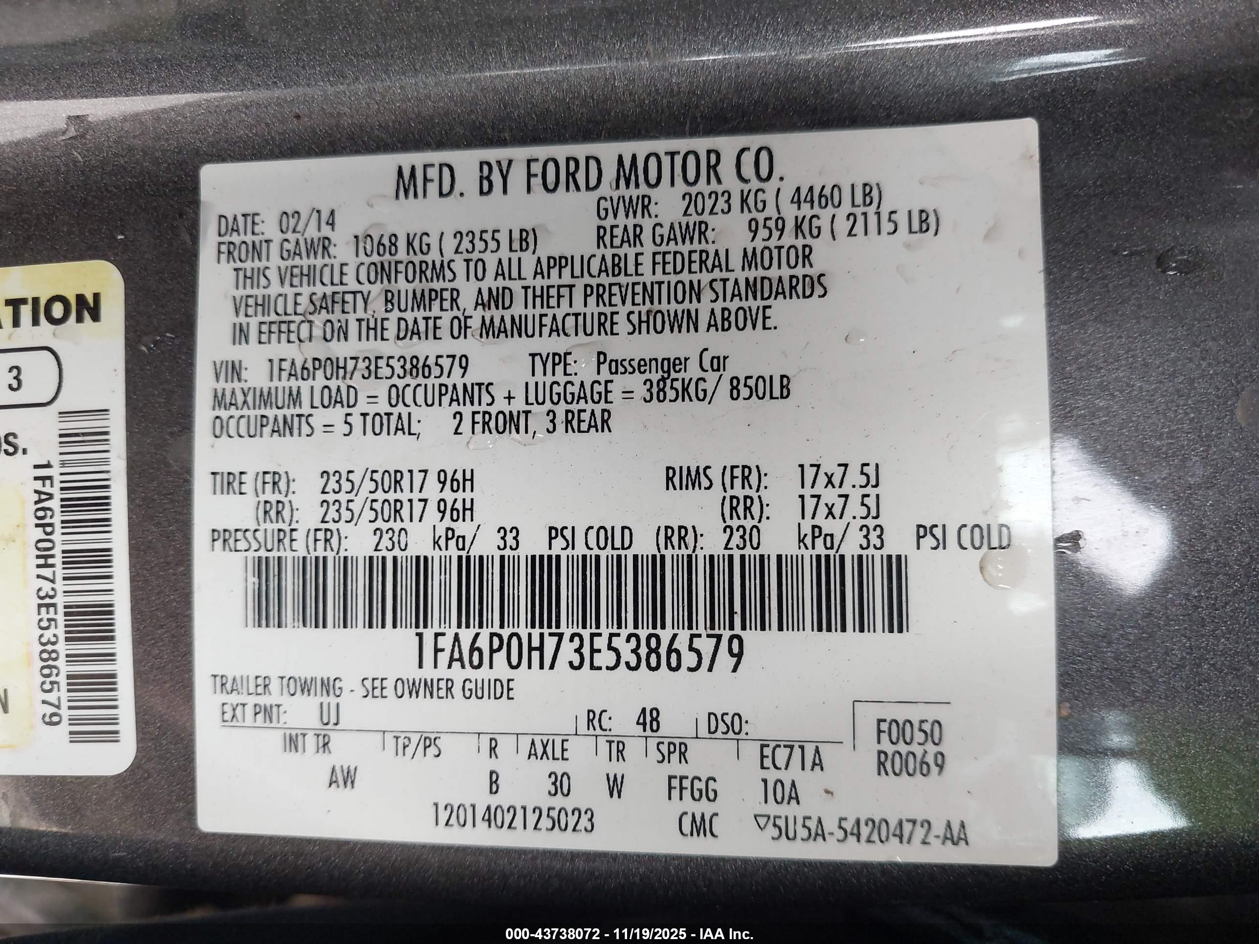 FORD FUSION image 9