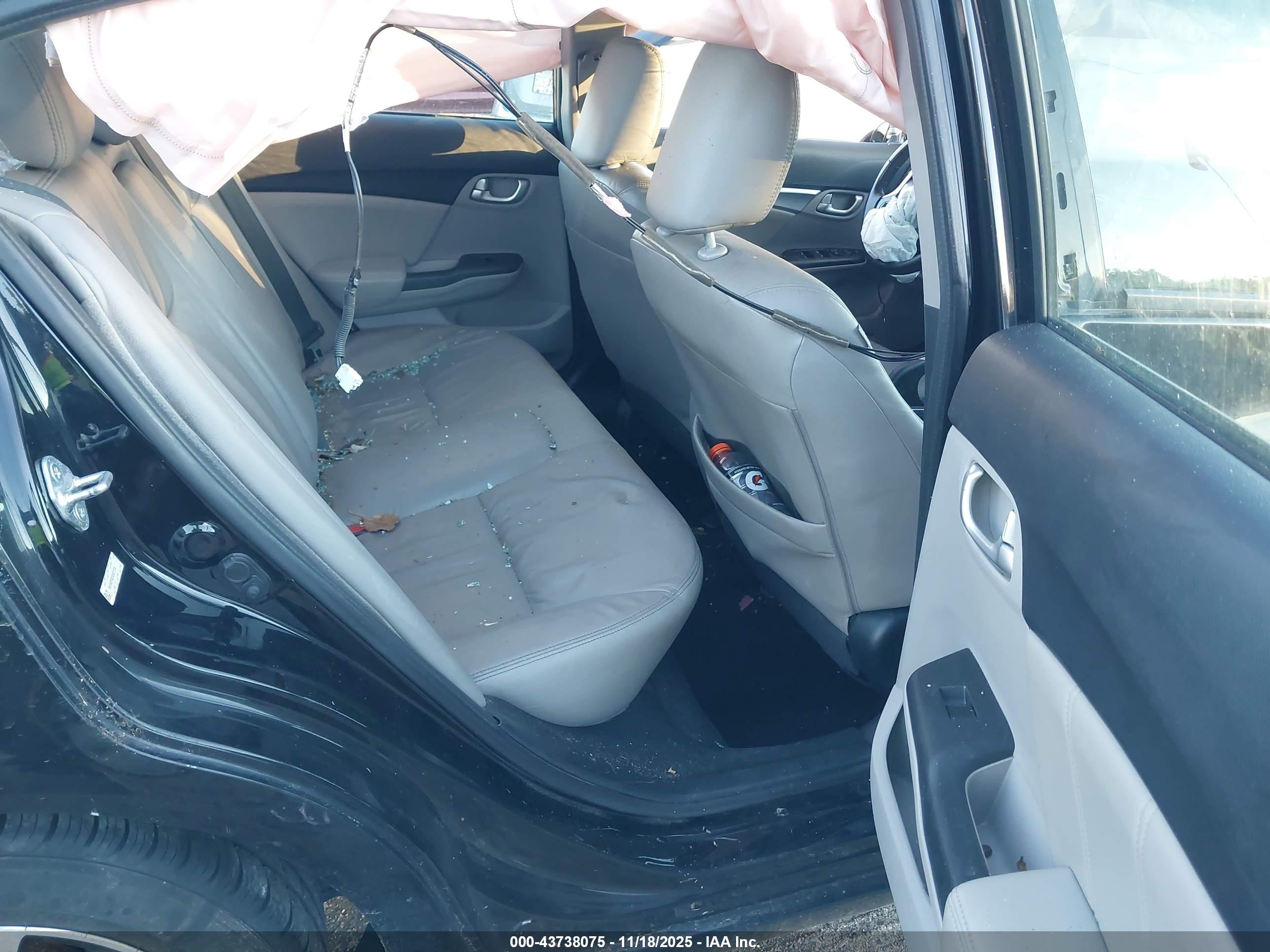 HONDA CIVIC image 8