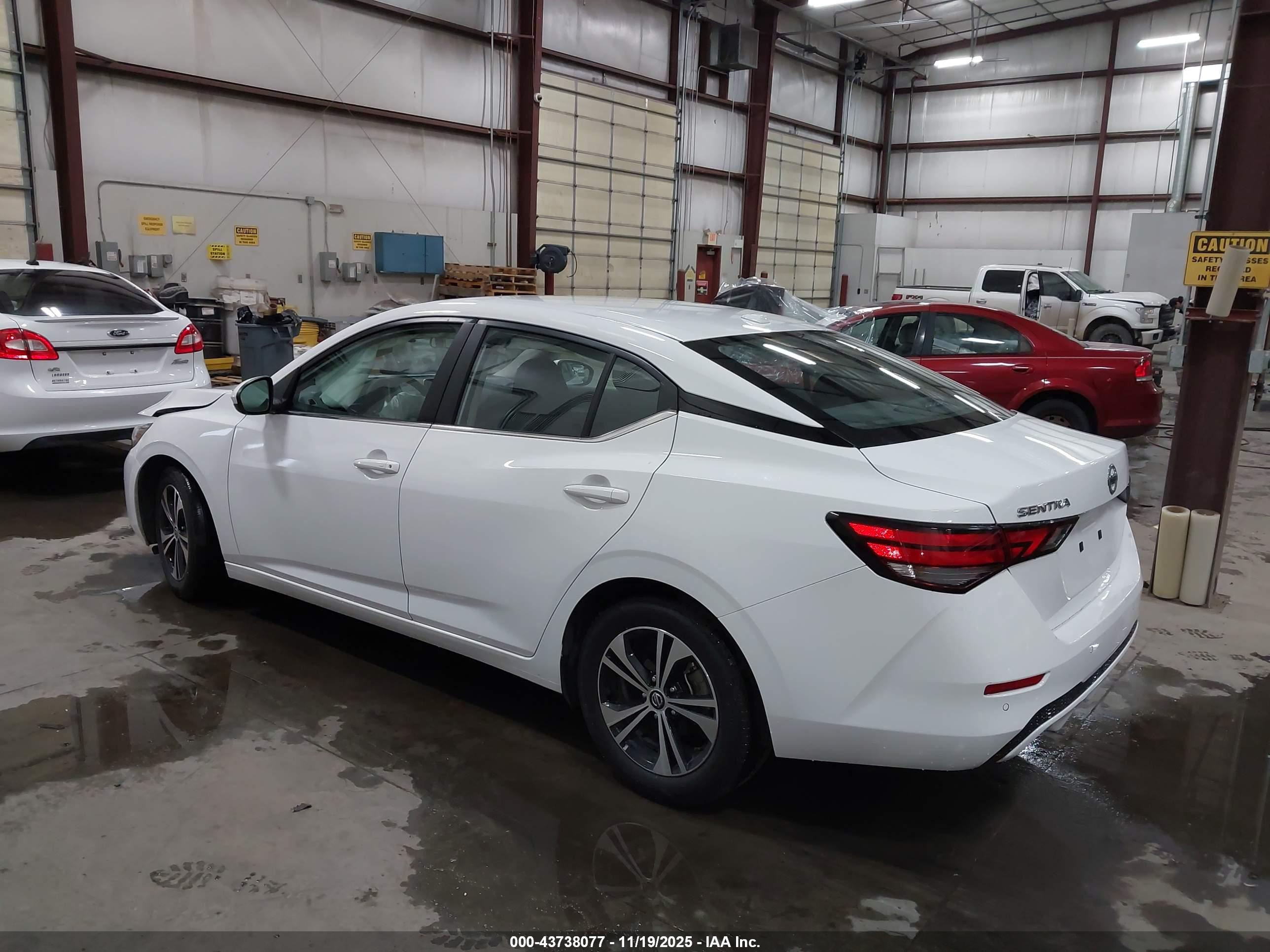 NISSAN SENTRA image 3