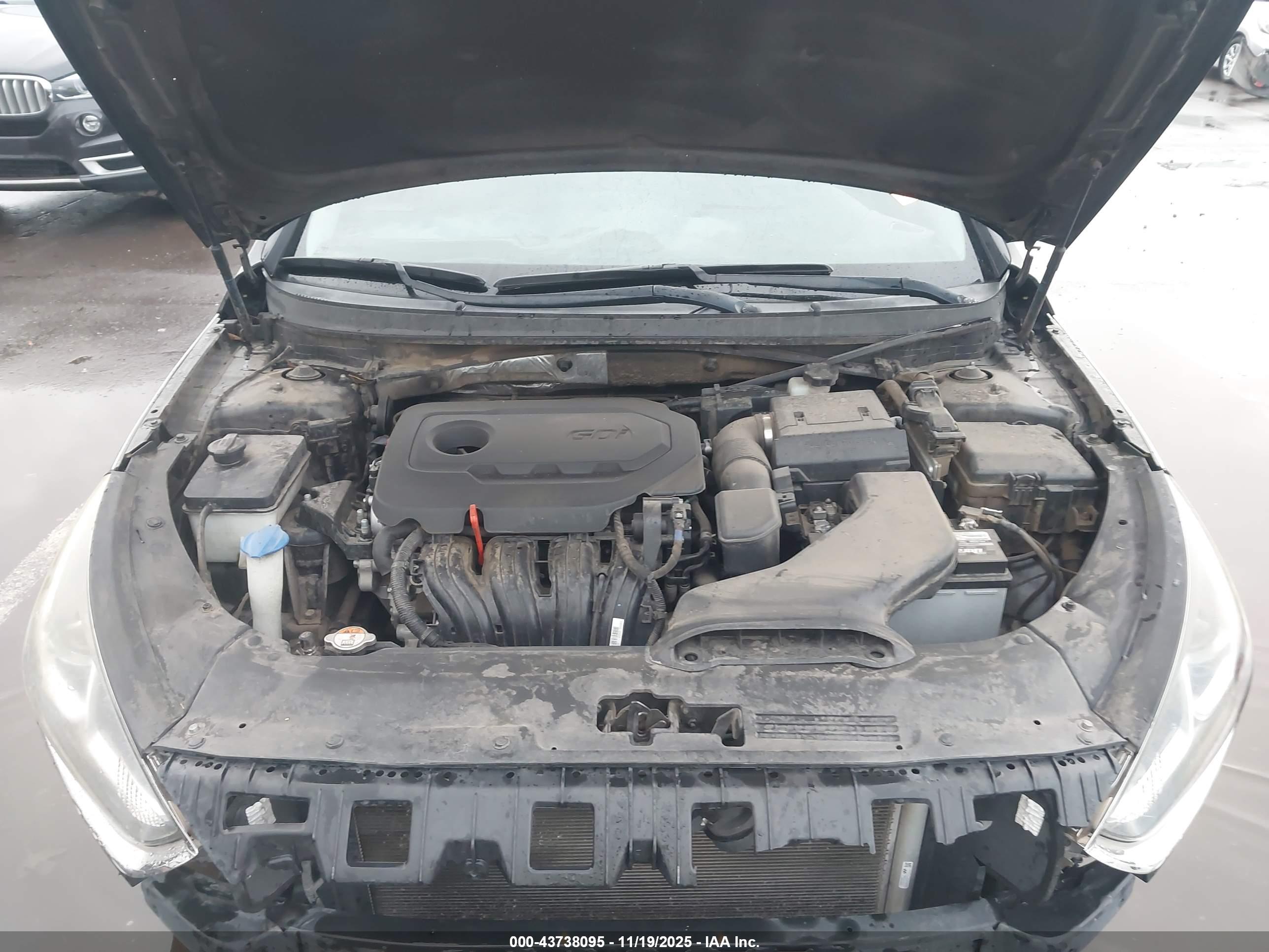 HYUNDAI SONATA image 10
