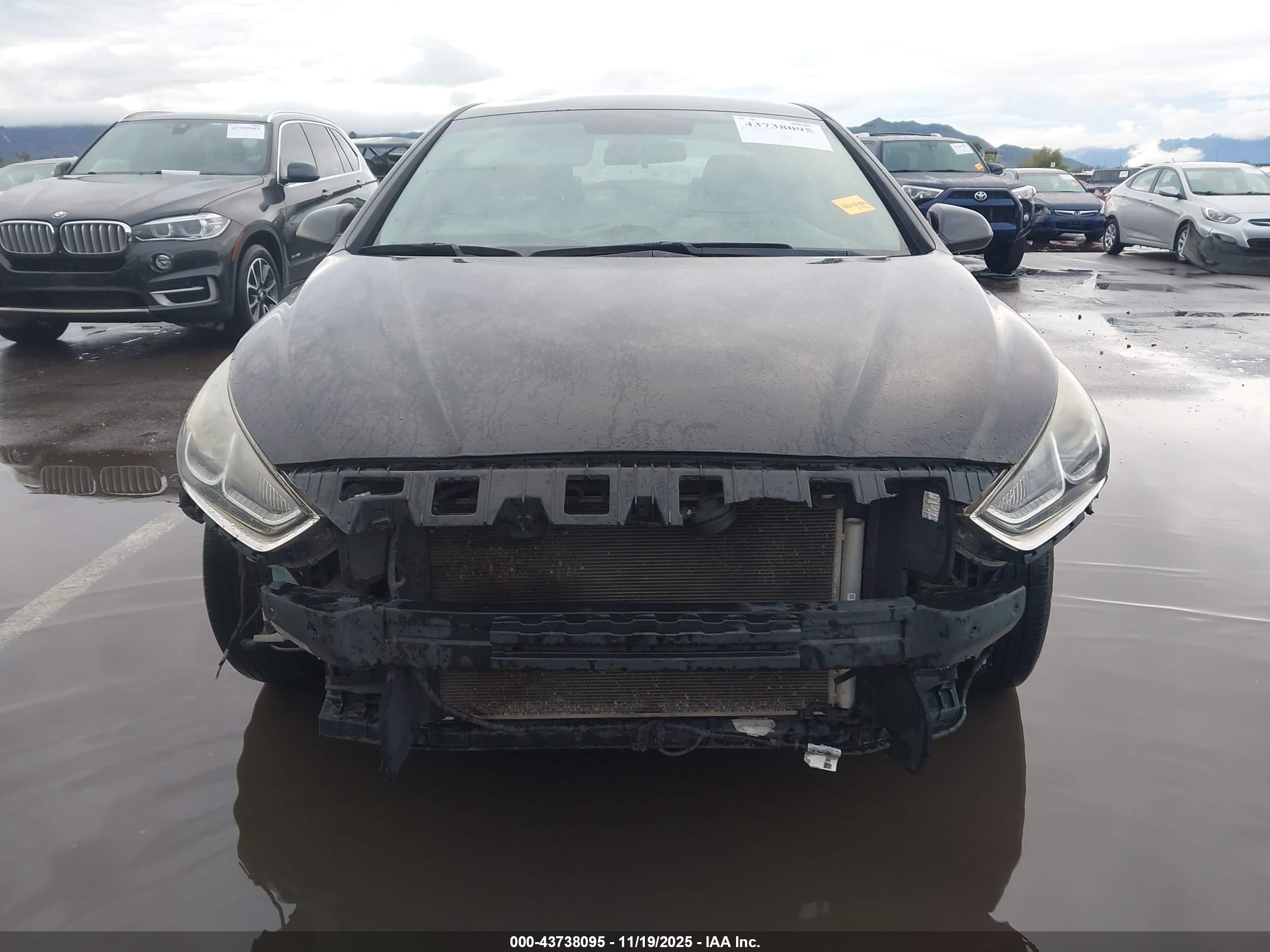 HYUNDAI SONATA image 6