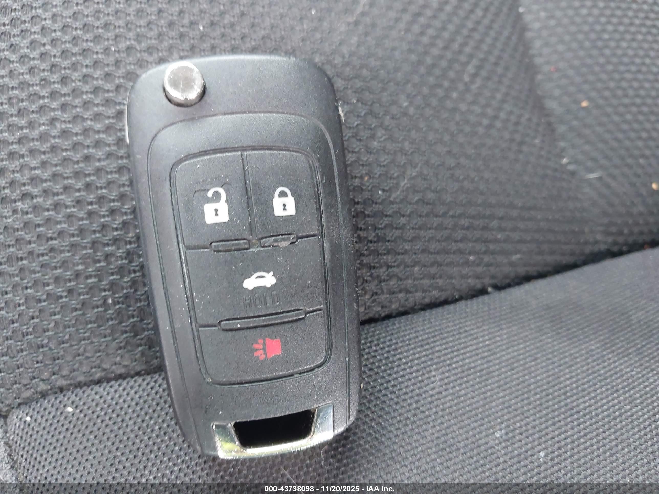 CHEVROLET CRUZE image 11