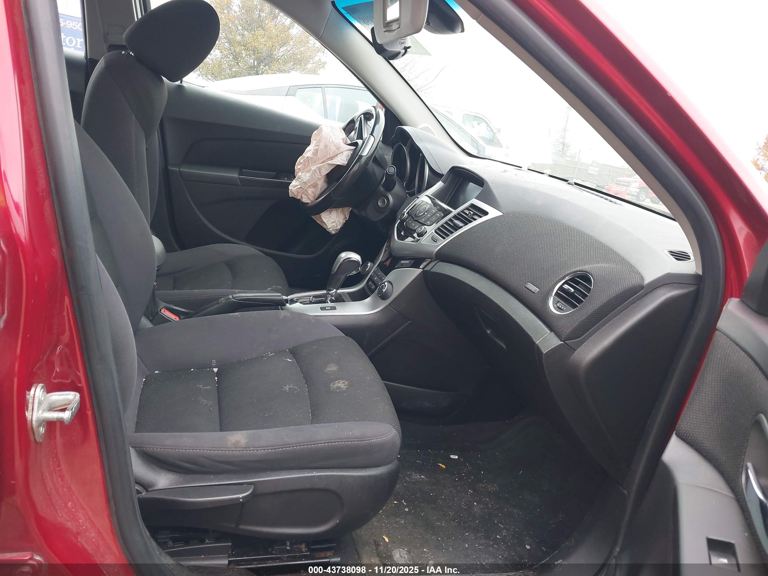 CHEVROLET CRUZE image 5