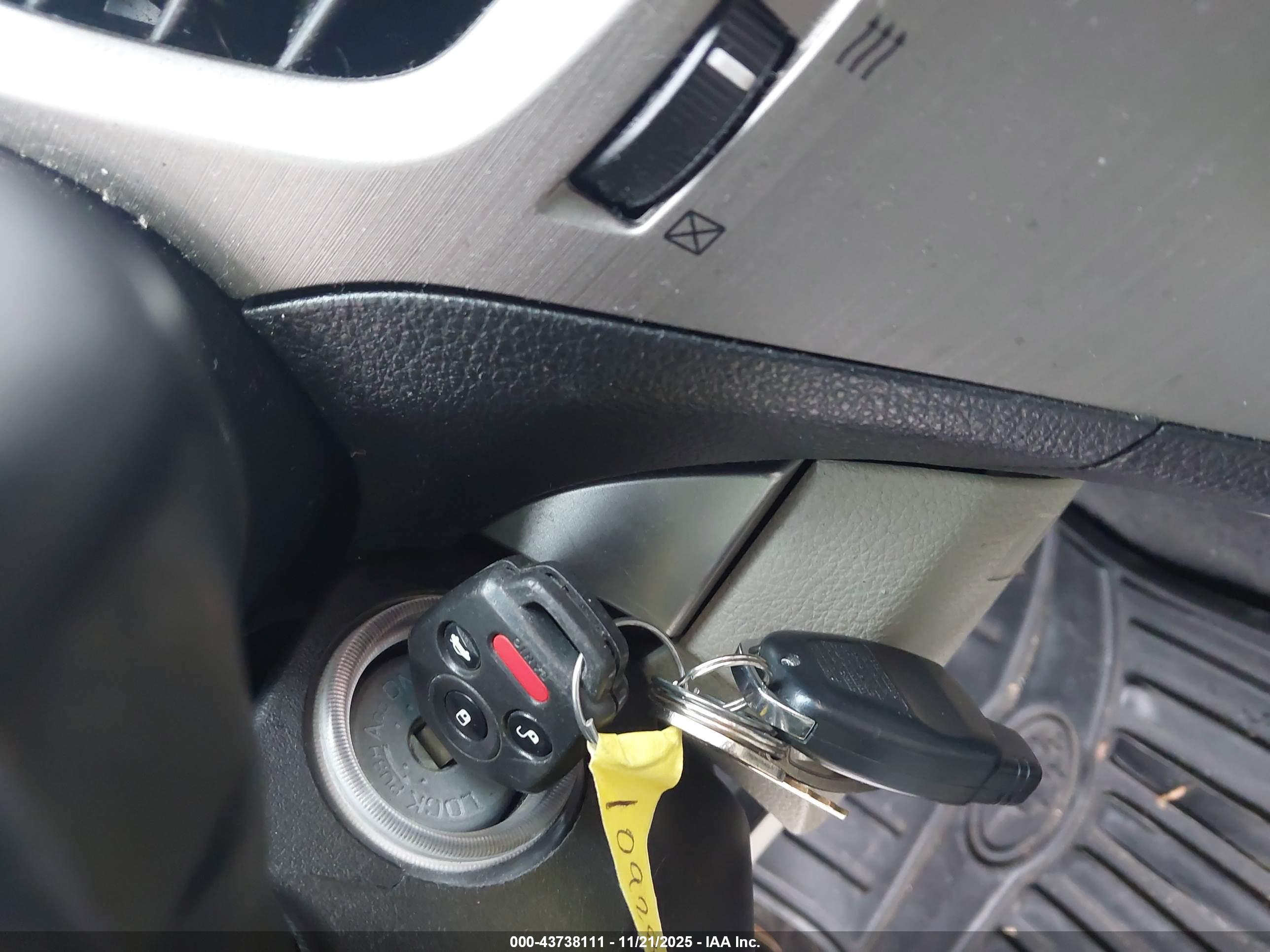 SUBARU LEGACY image 11