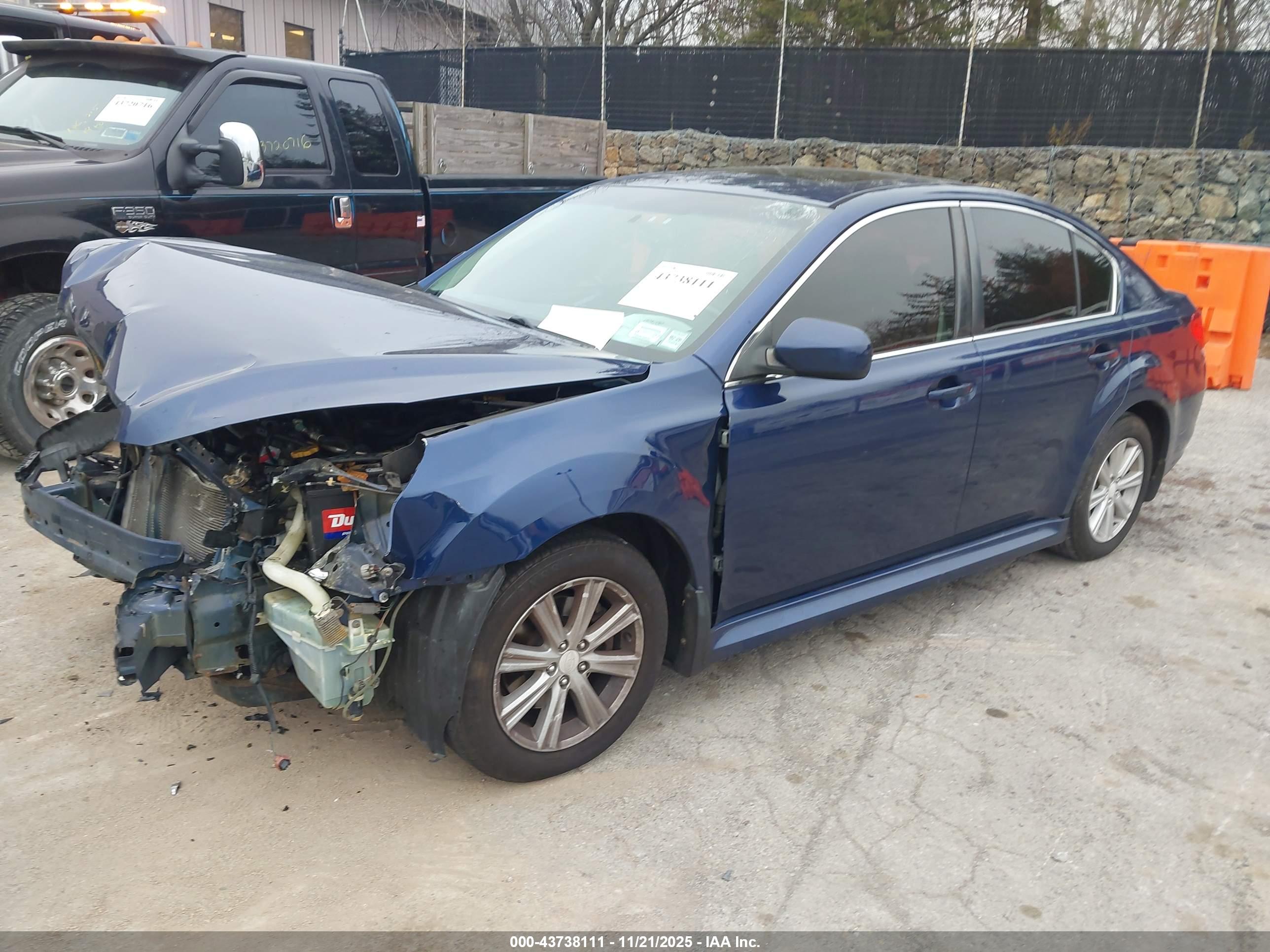 SUBARU LEGACY image 2