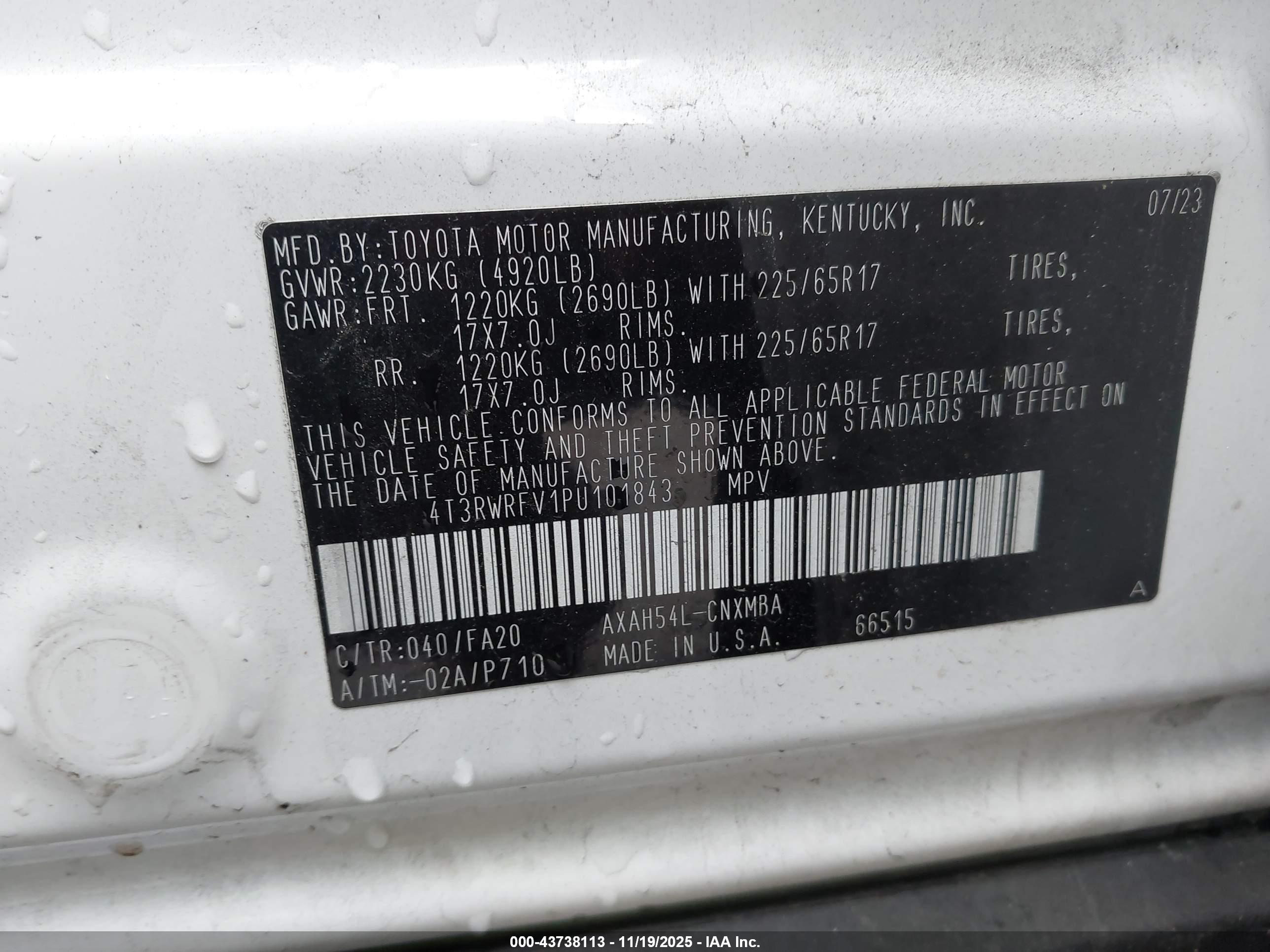 TOYOTA RAV4 image 9