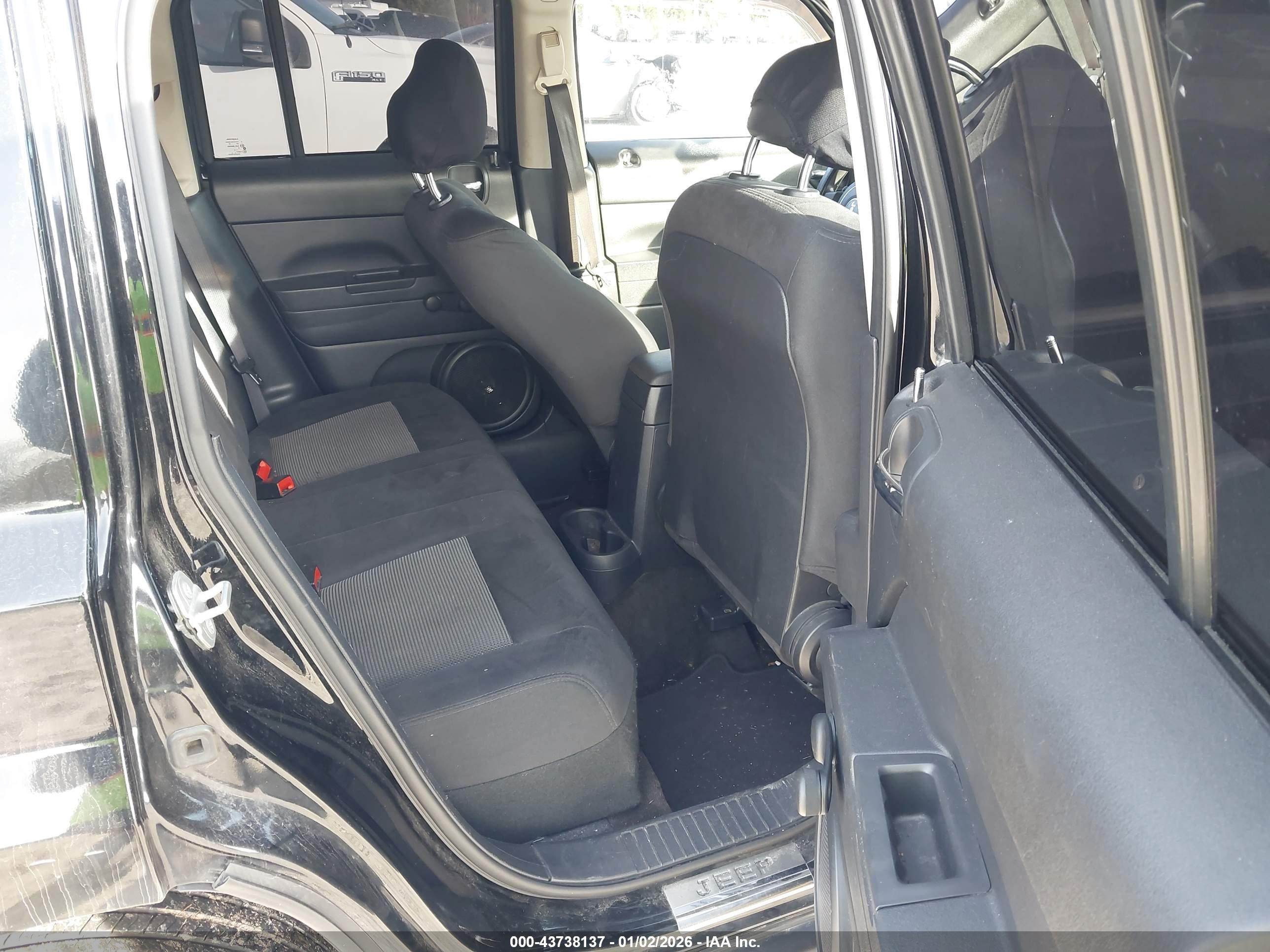 JEEP PATRIOT image 8