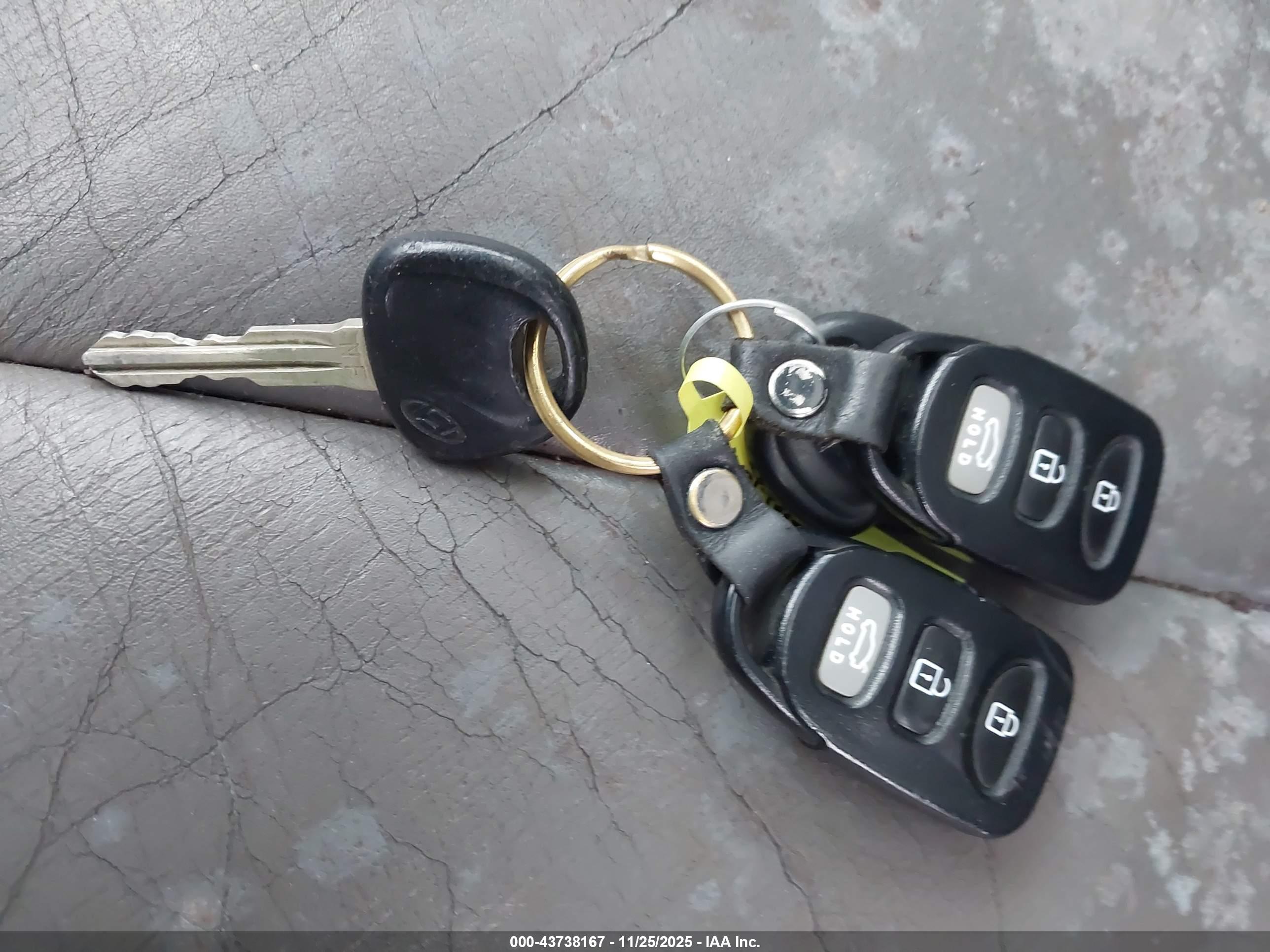 HYUNDAI SONATA image 11