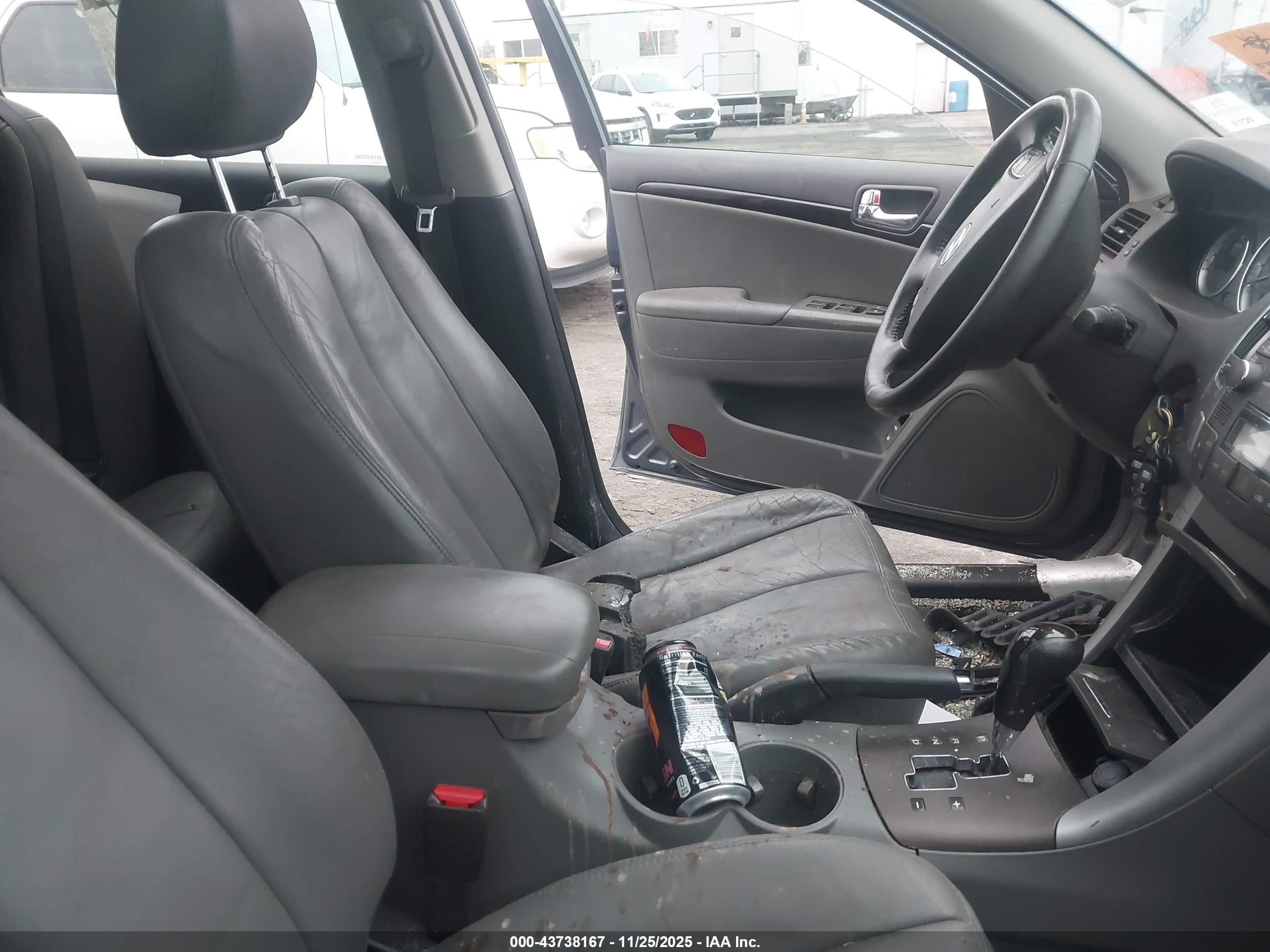 HYUNDAI SONATA image 5