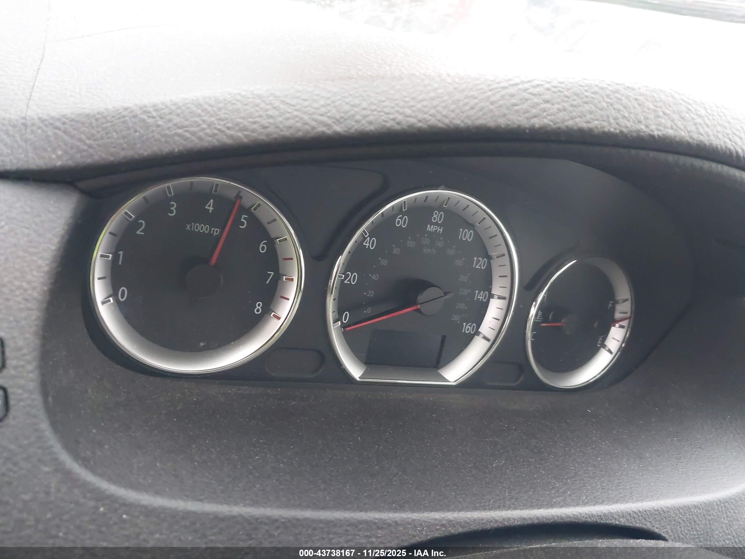 HYUNDAI SONATA image 7