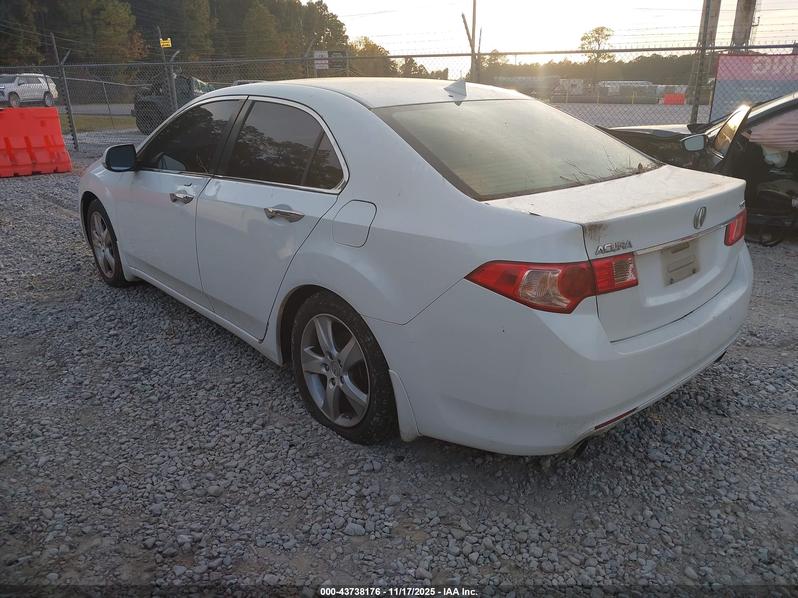 ACURA TSX image 3