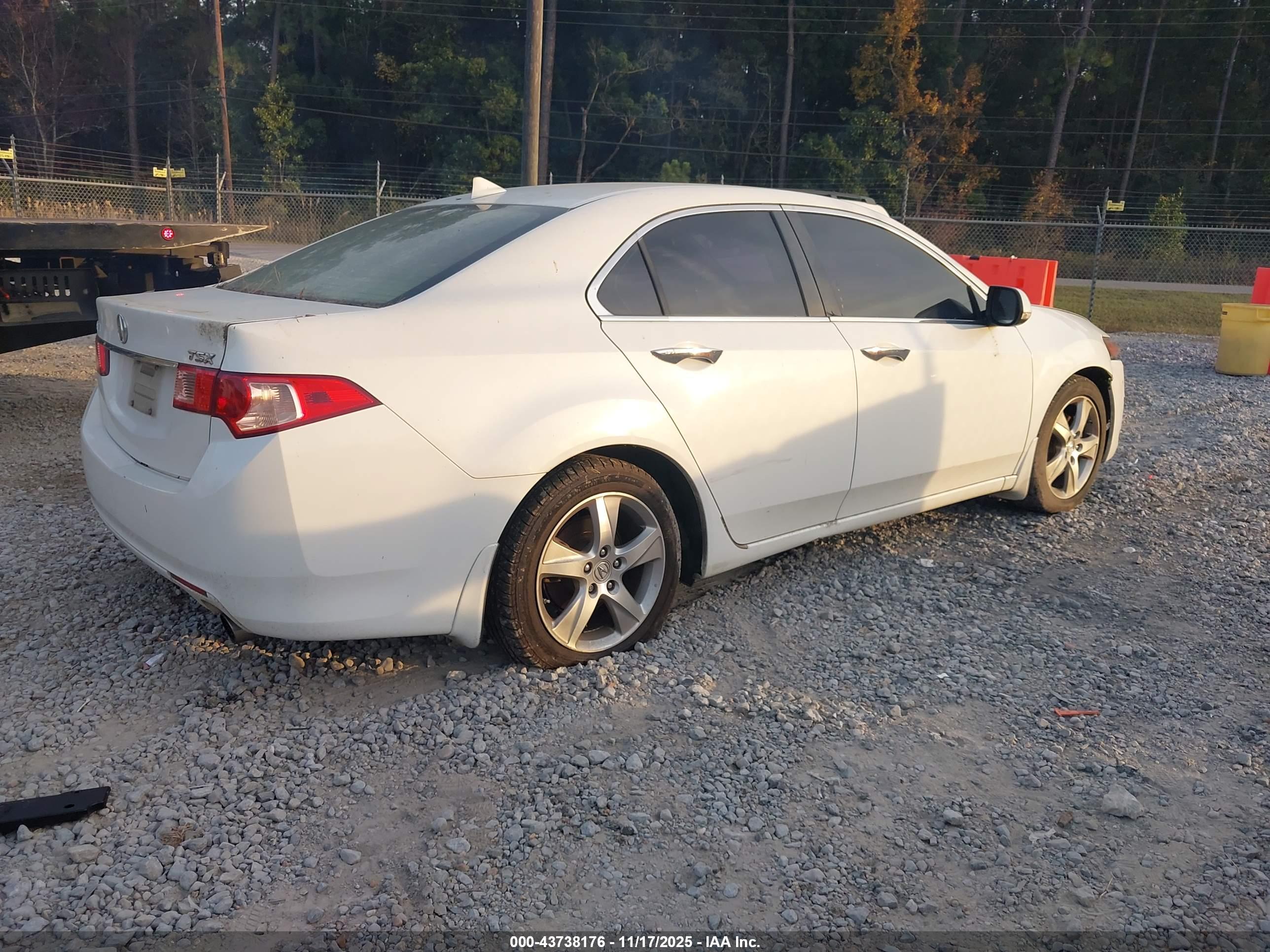 ACURA TSX image 4