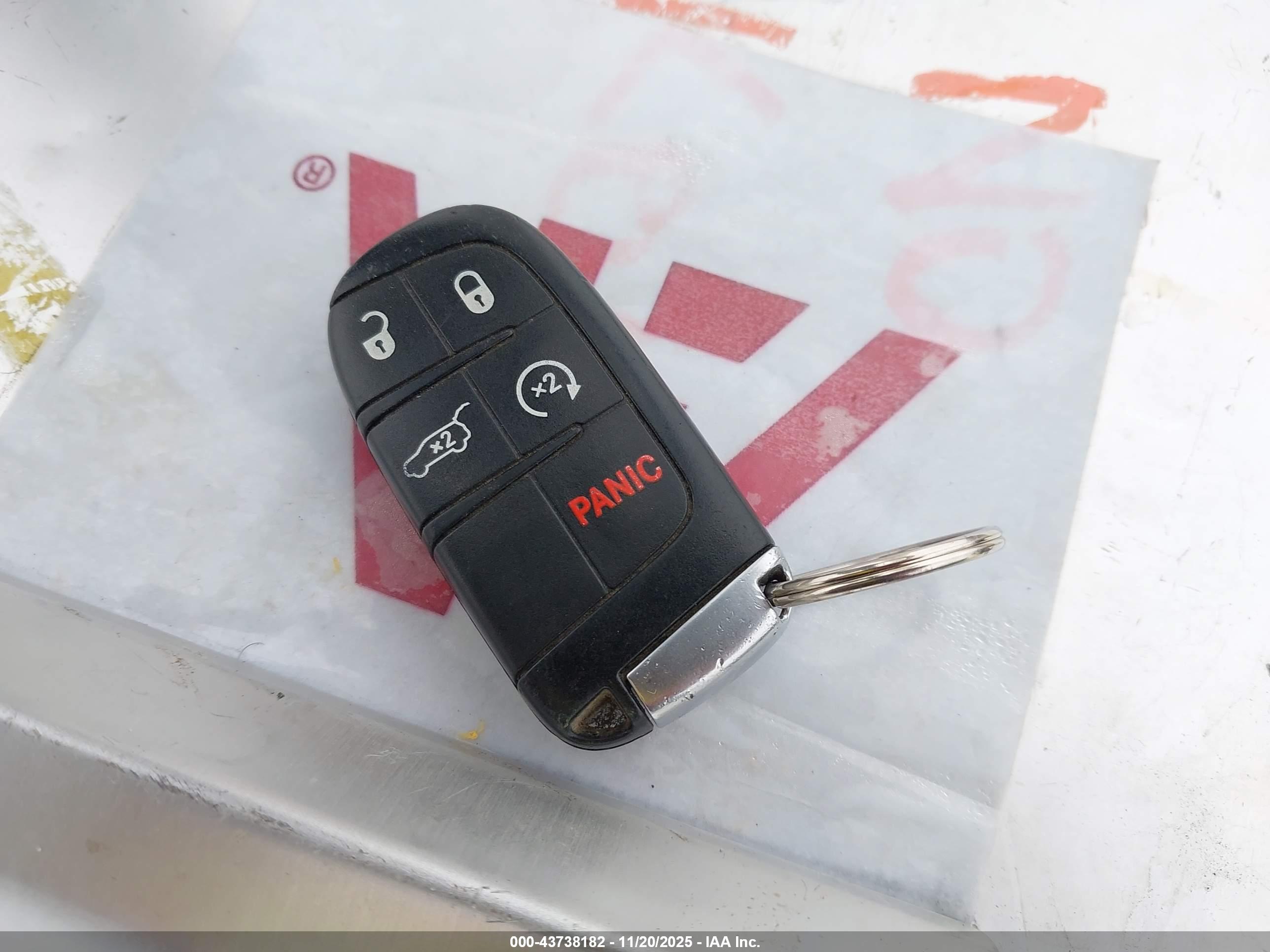 JEEP GRAND image 11