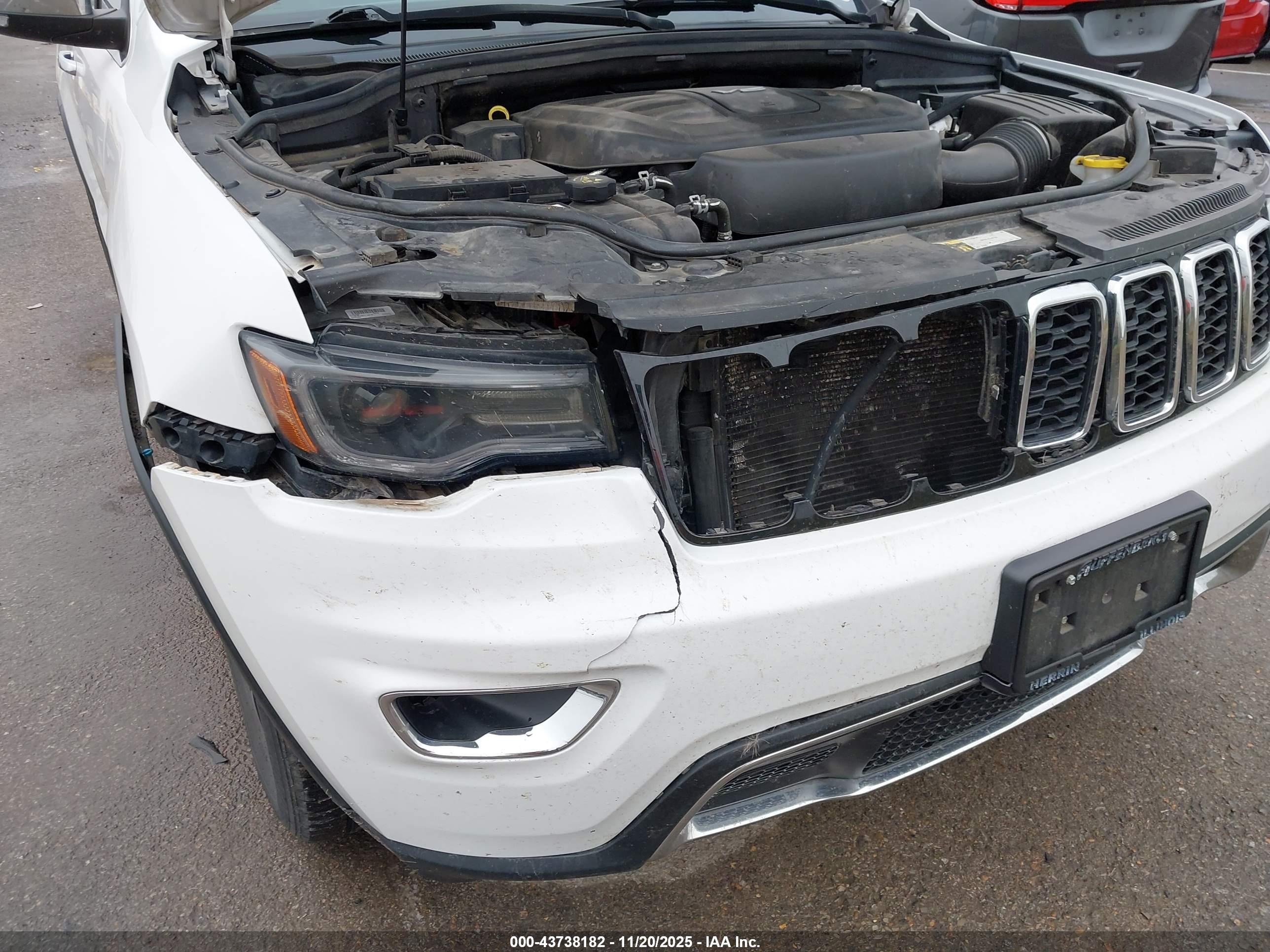 JEEP GRAND image 6